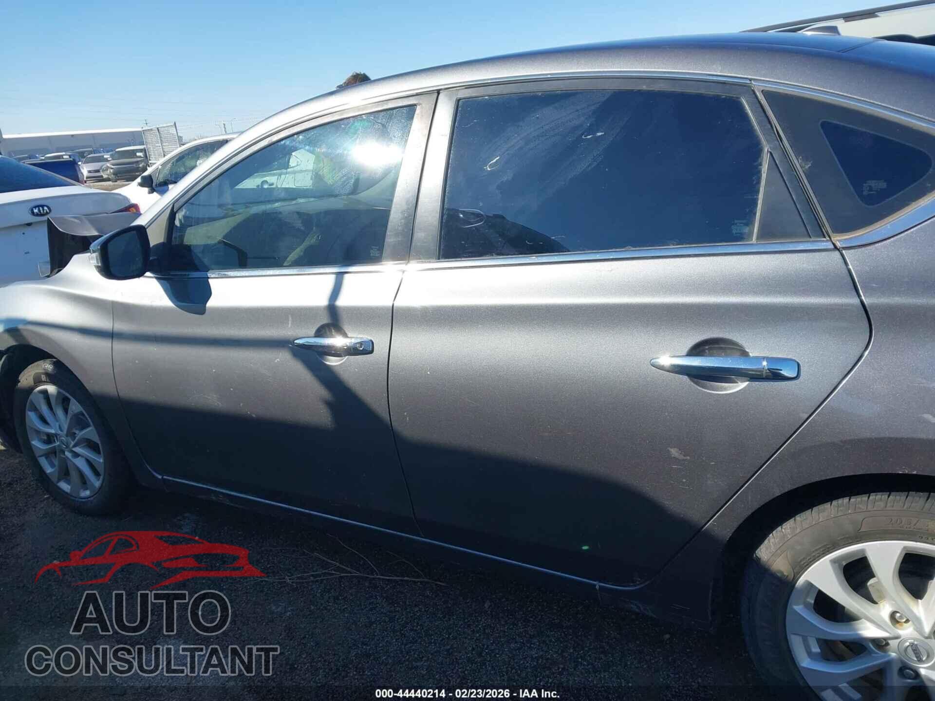 NISSAN SENTRA 2018 - 3N1AB7AP1JY287829