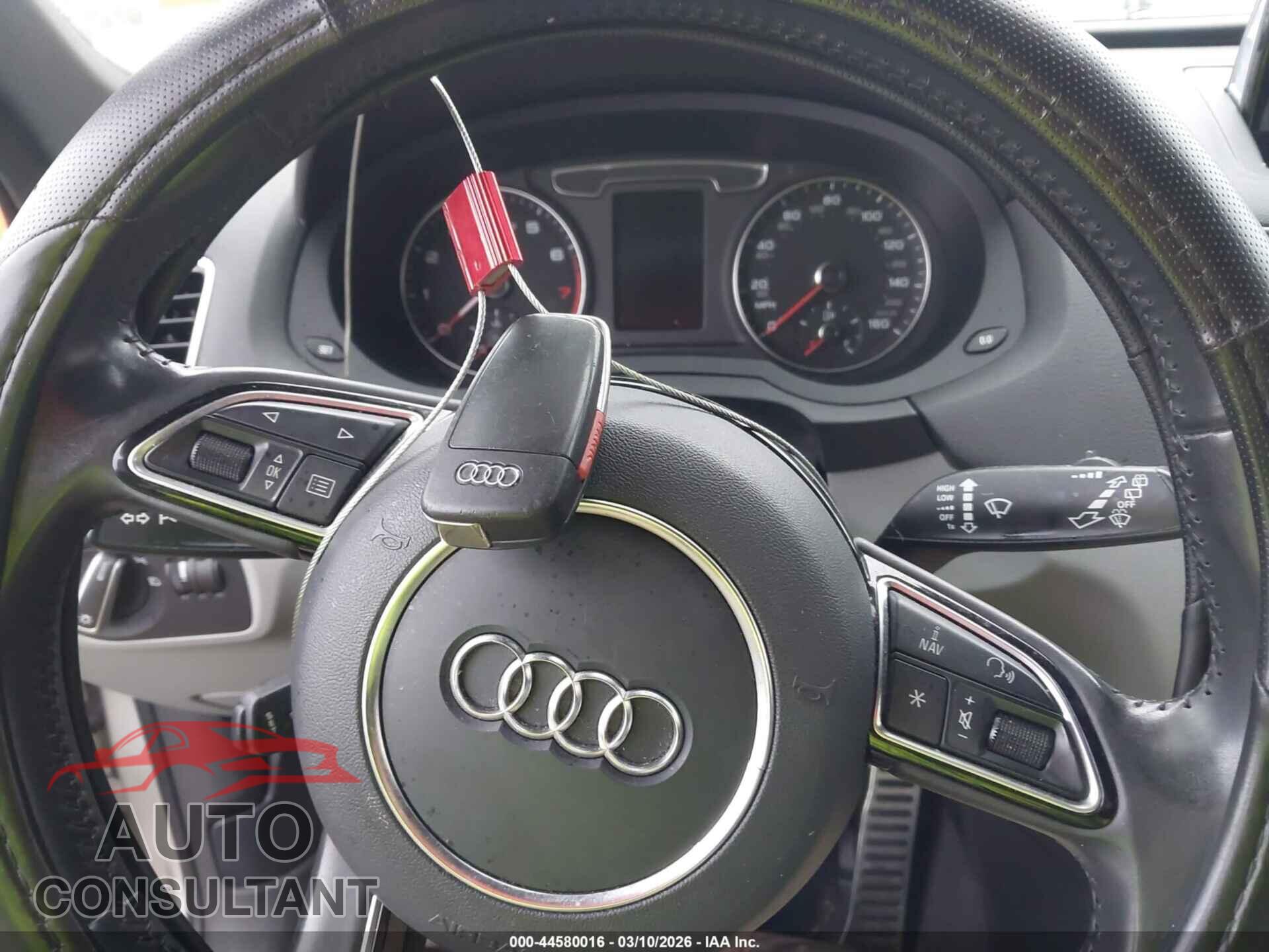 AUDI Q3 2016 - WA1EFCFS6GR008537