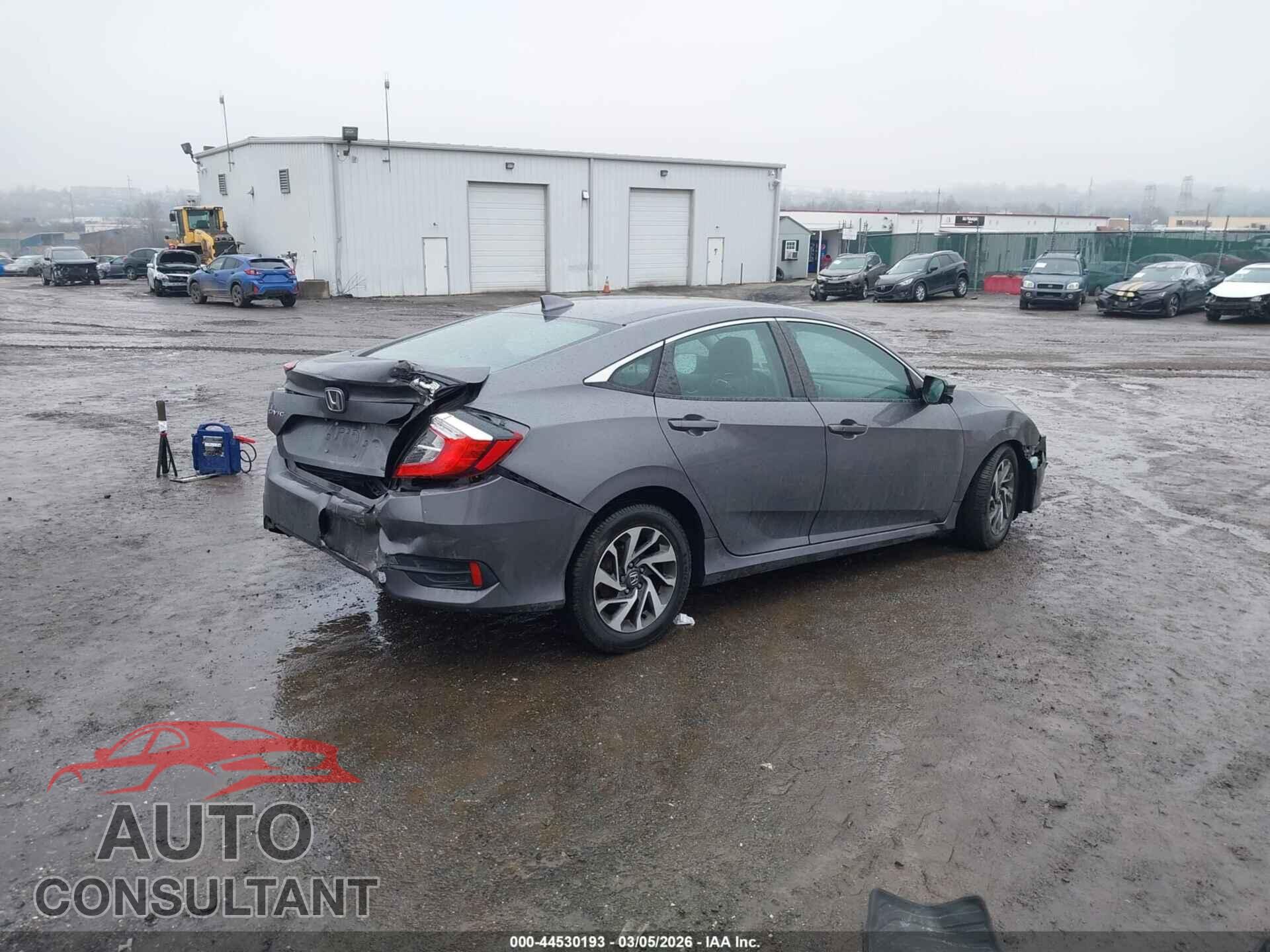 HONDA CIVIC 2017 - 19XFC2F76HE204726