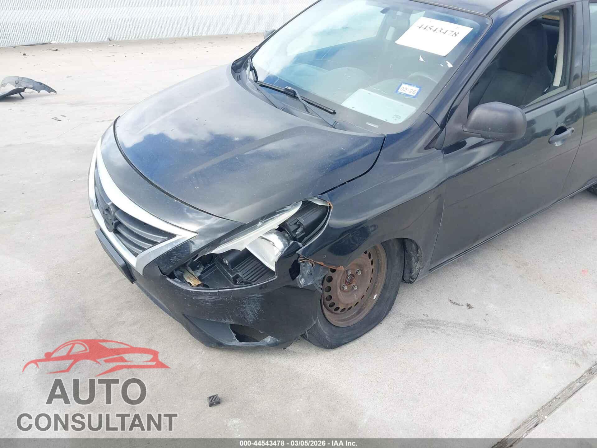 NISSAN VERSA 2015 - 3N1CN7AP8FL924123