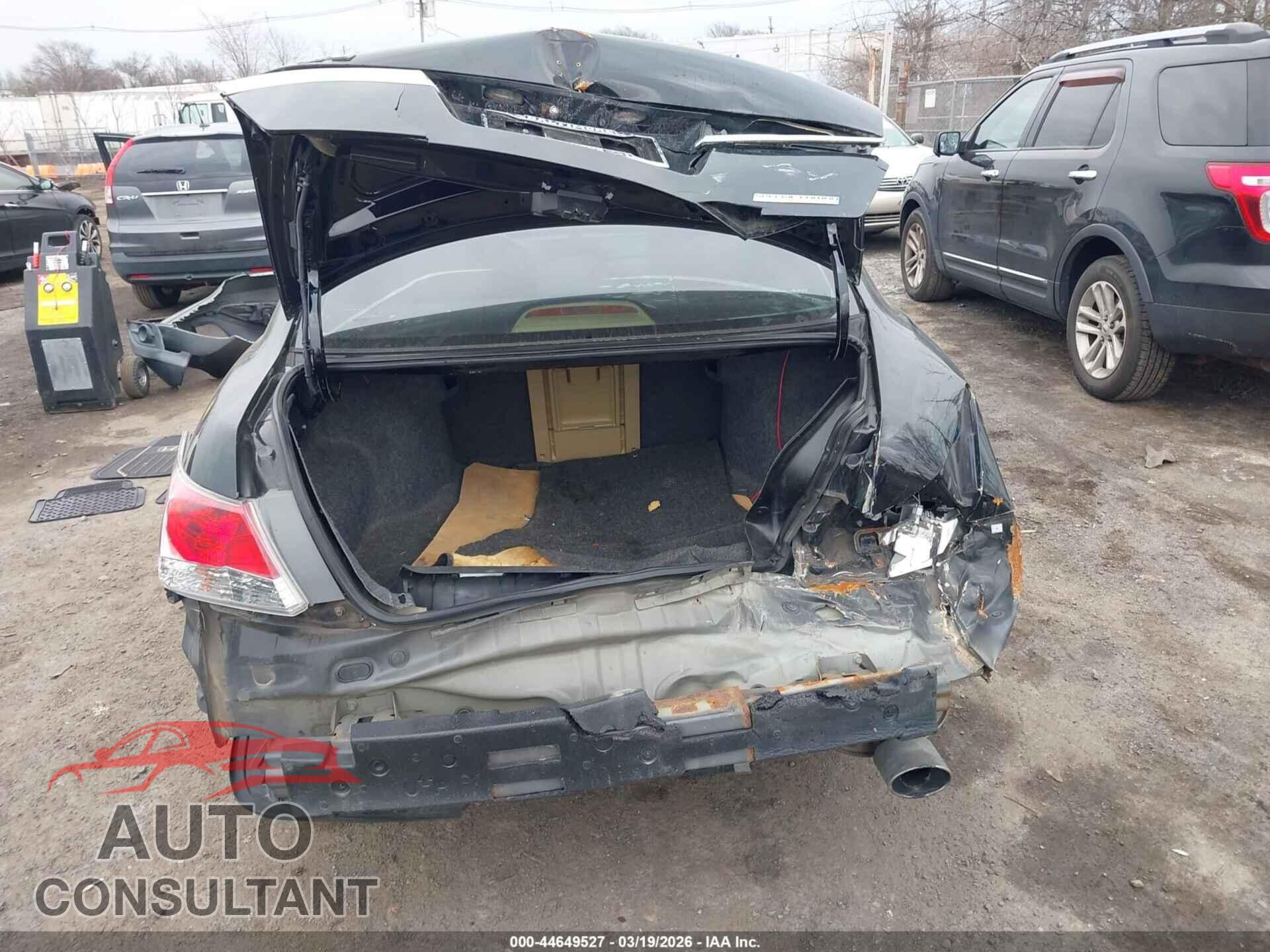 HONDA ACCORD 2012 - 1HGCP2F68CA047325