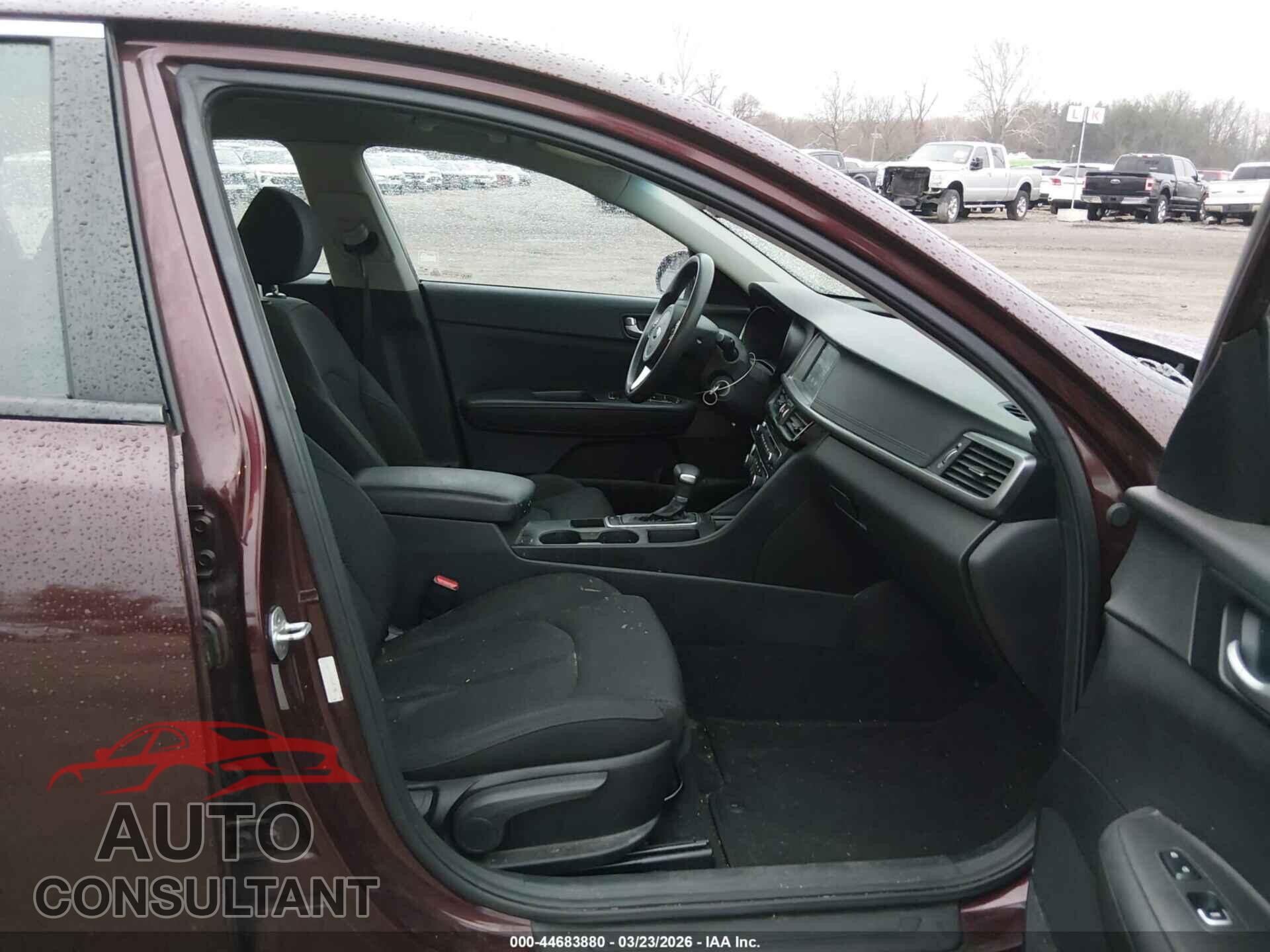 KIA OPTIMA 2017 - 5XXGT4L32HG177615