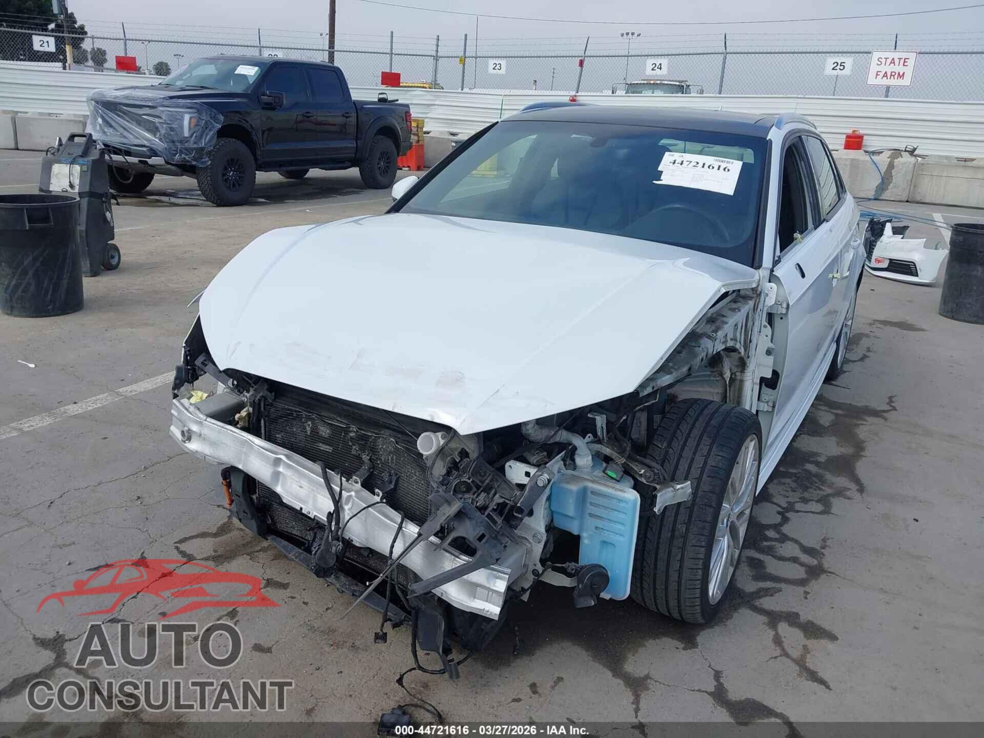 AUDI A3 E-TRON 2018 - WAUUPBFF5JA070851