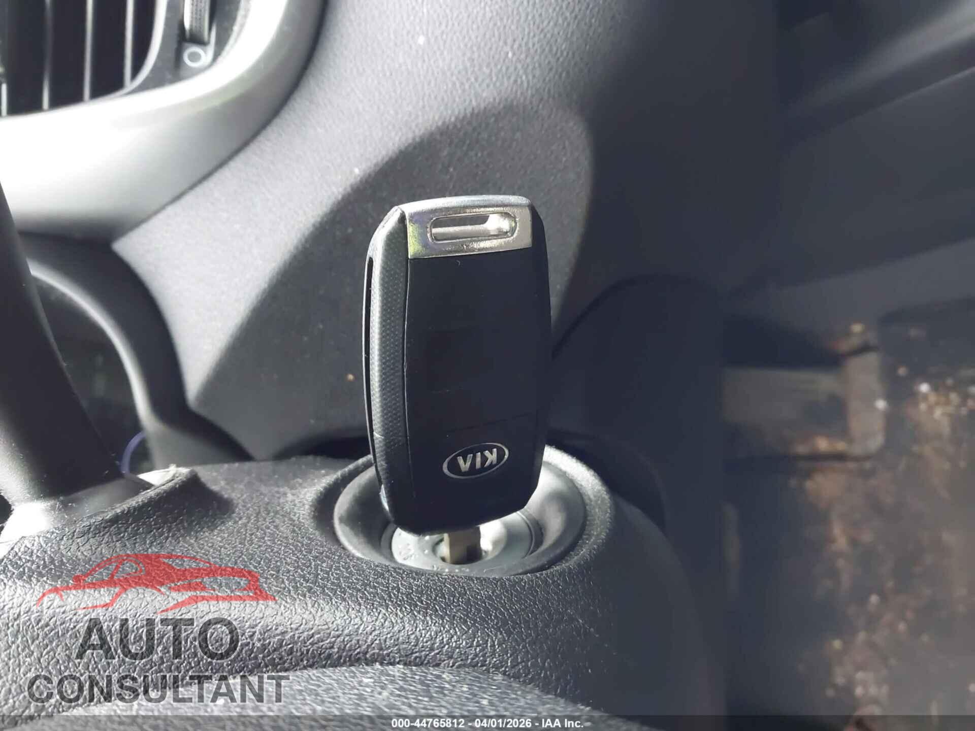 KIA SORENTO 2016 - 5XYPG4A39GG111256