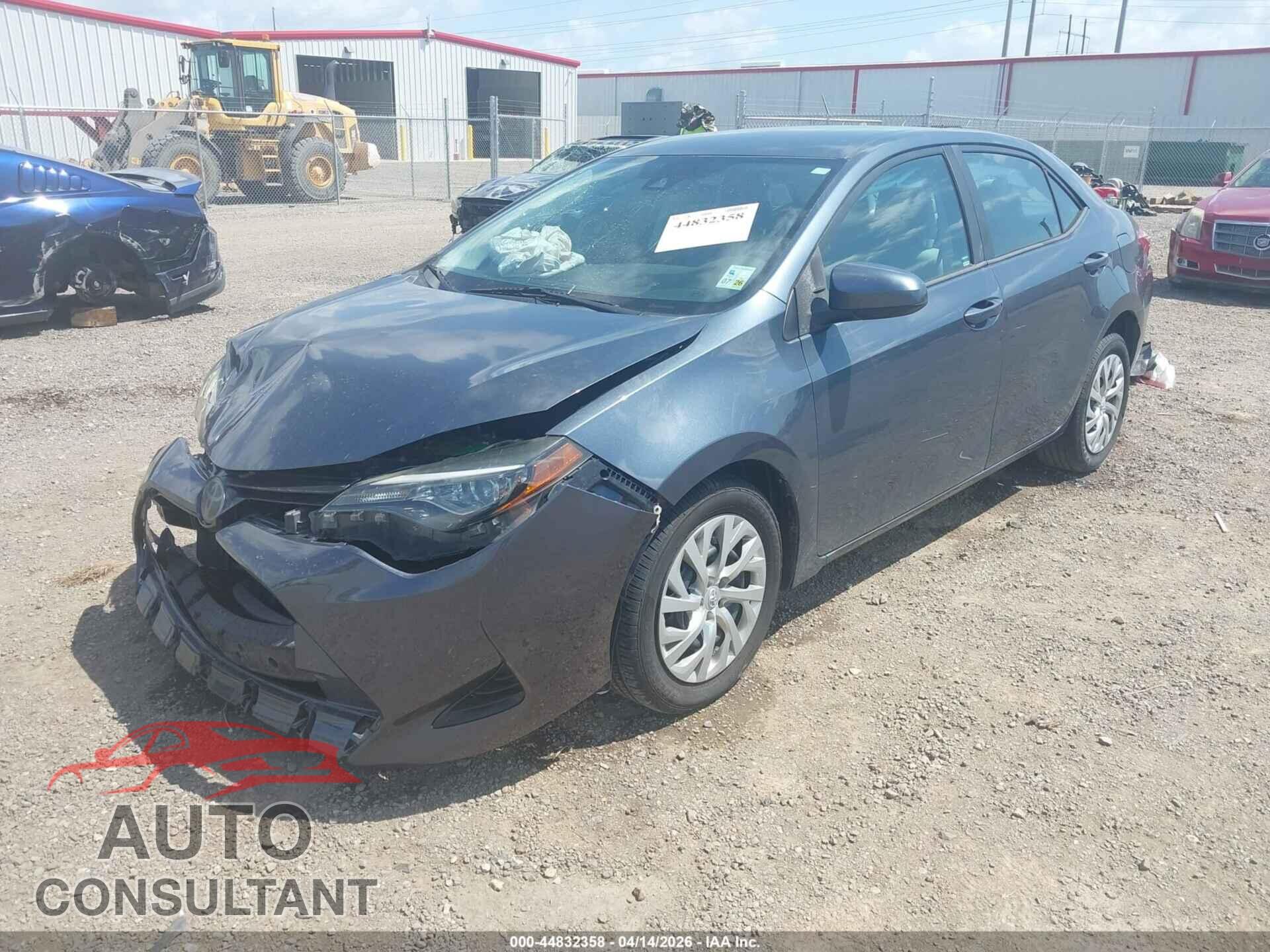 TOYOTA COROLLA 2019 - 2T1BURHE2KC205975