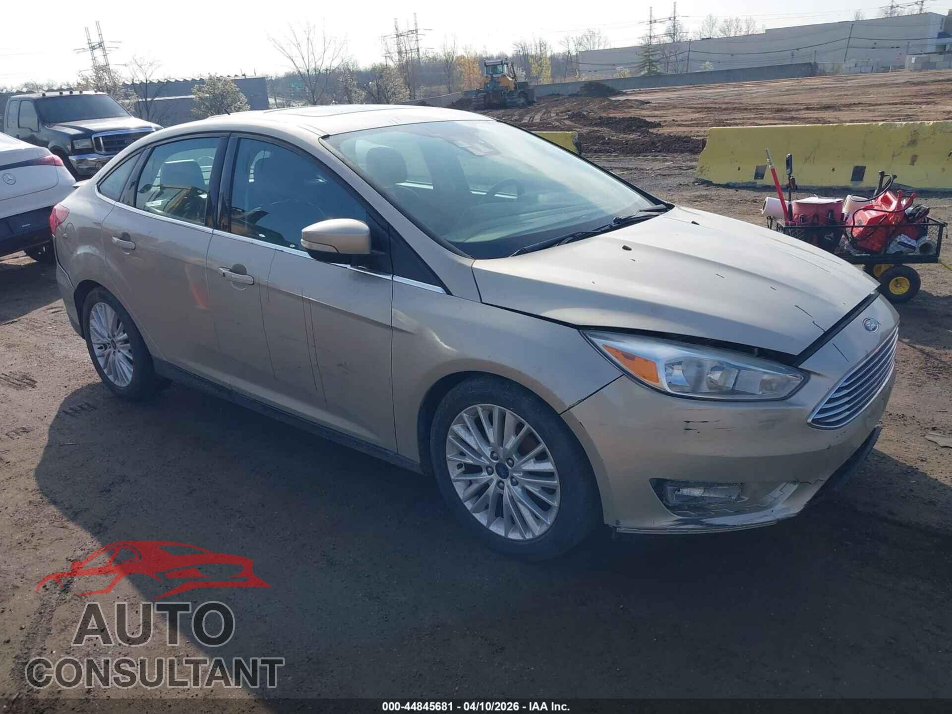FORD FOCUS 2017 - 1FADP3J24HL335602