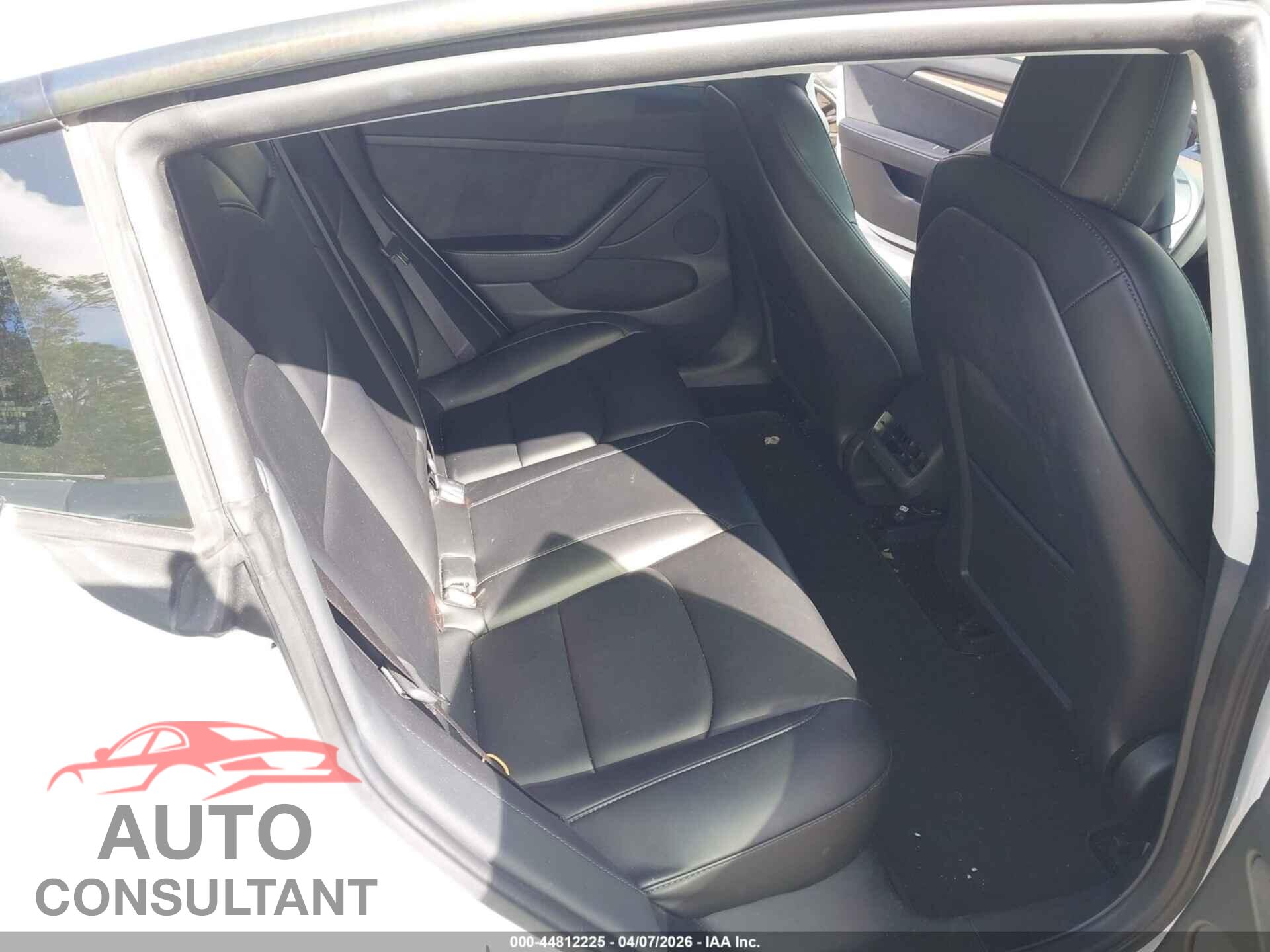 TESLA MODEL 3 2022 - 5YJ3E1EBXNF105586
