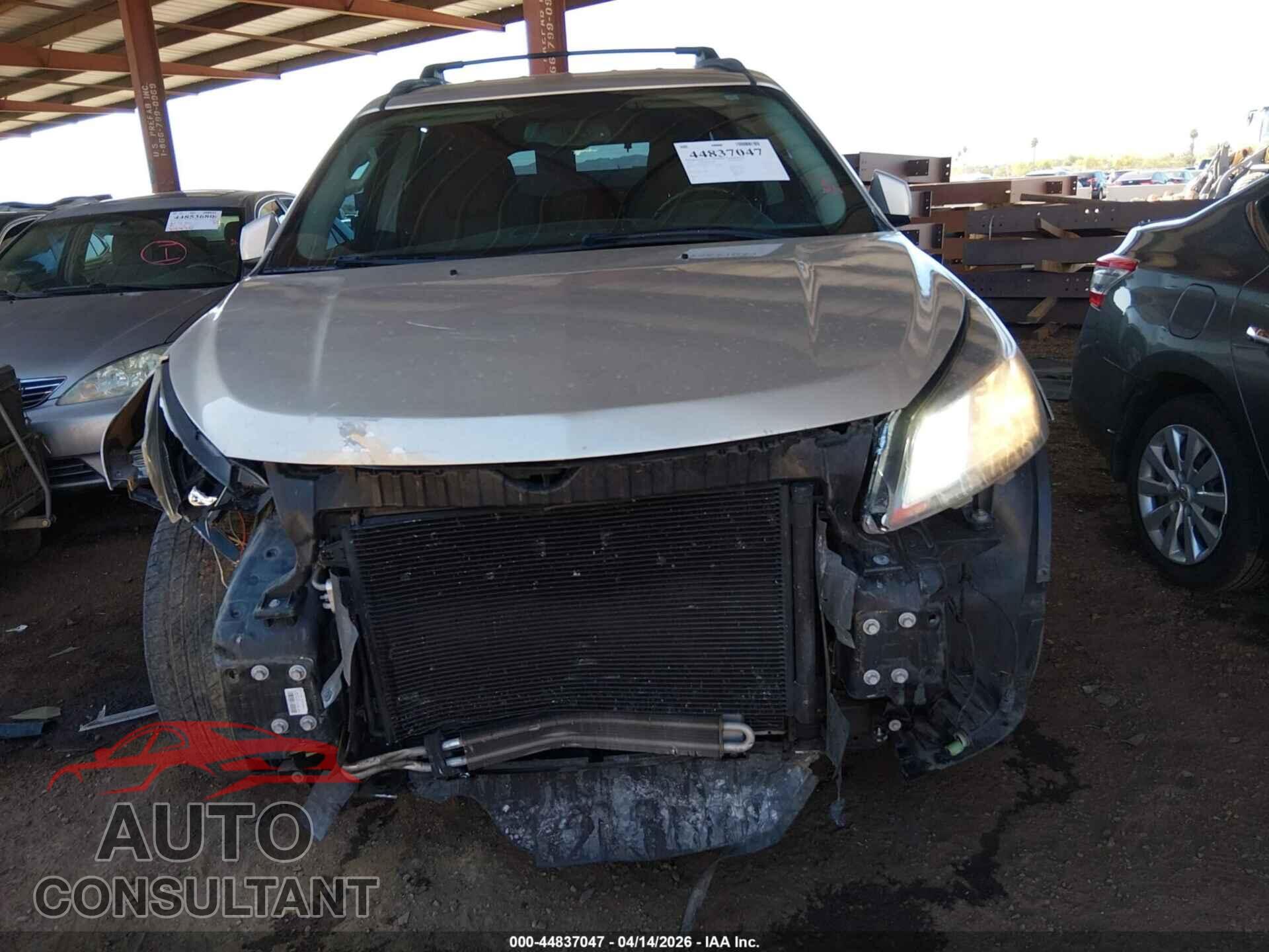 CHEVROLET TRAVERSE 2014 - 1GNKRHKD2EJ114443