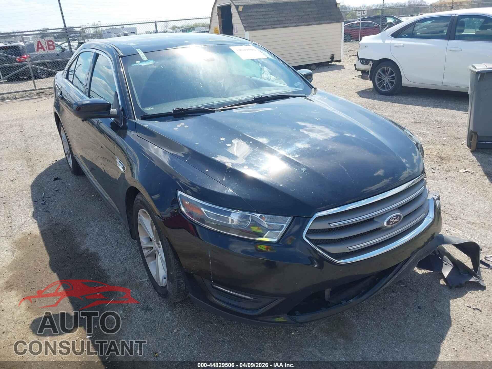 FORD TAURUS 2016 - 1FAHP2E95GG101382