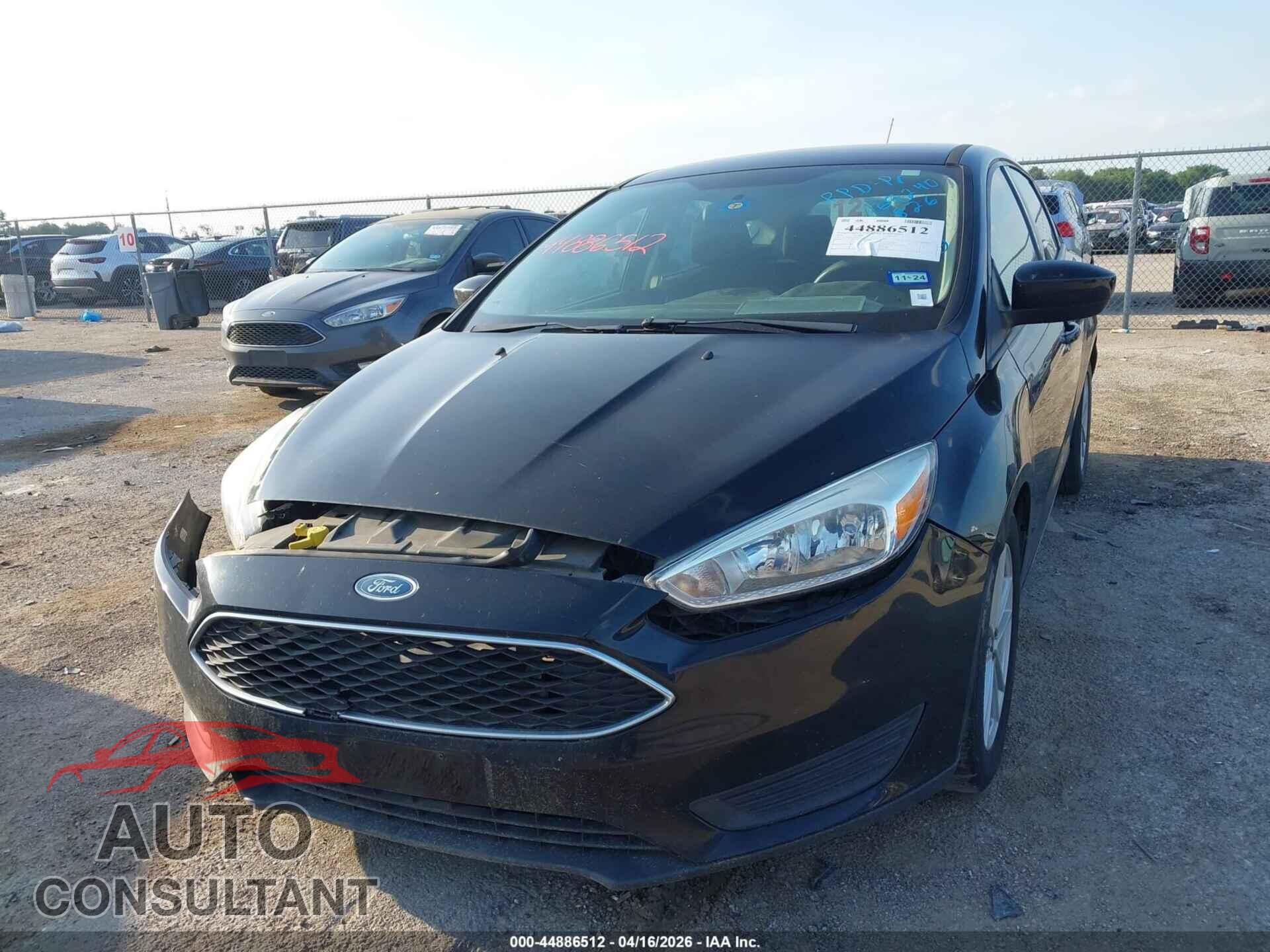 FORD FOCUS 2018 - 1FADP3K24JL311112