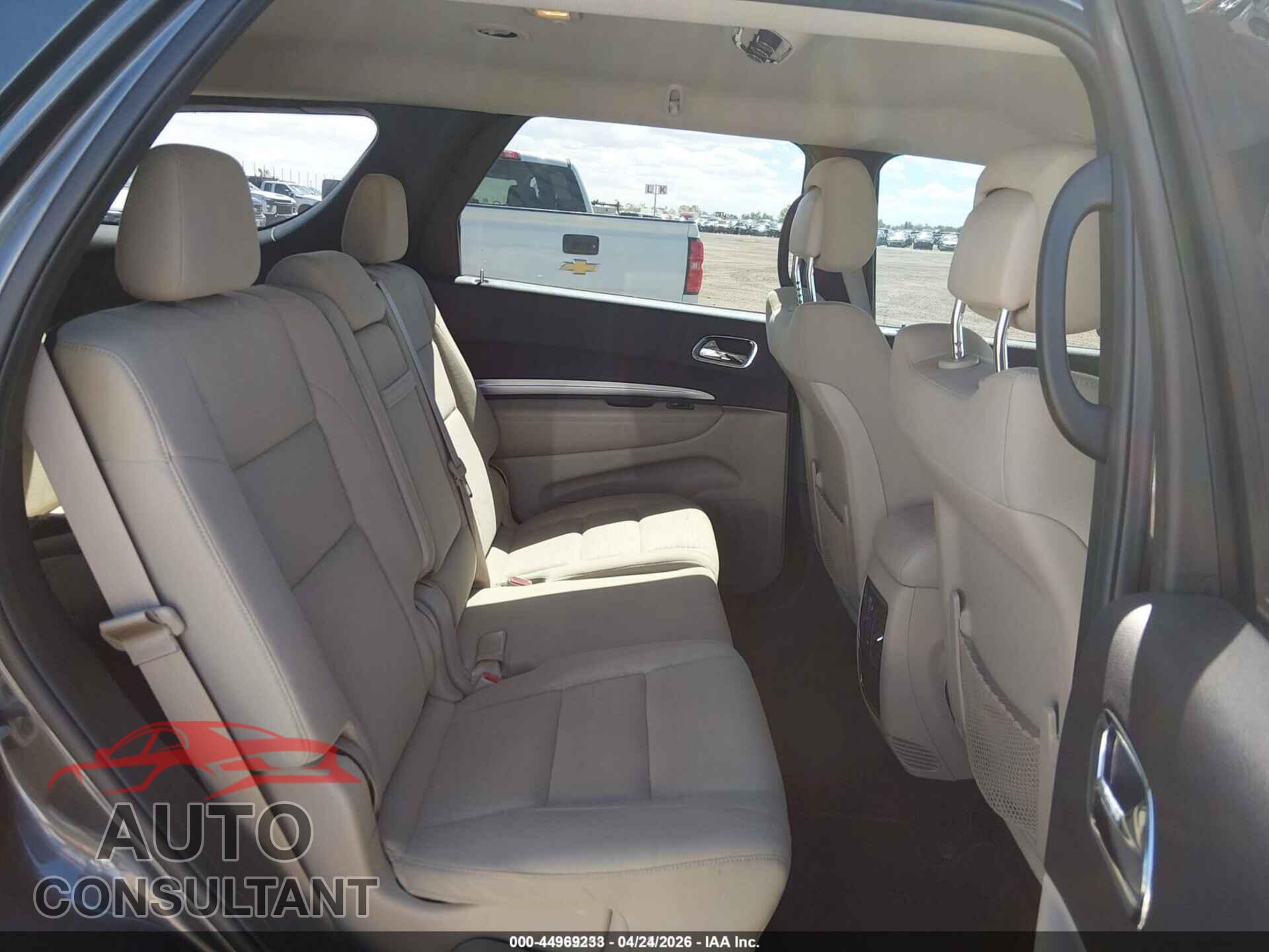 DODGE DURANGO 2018 - 1C4RDJAG1JC145948