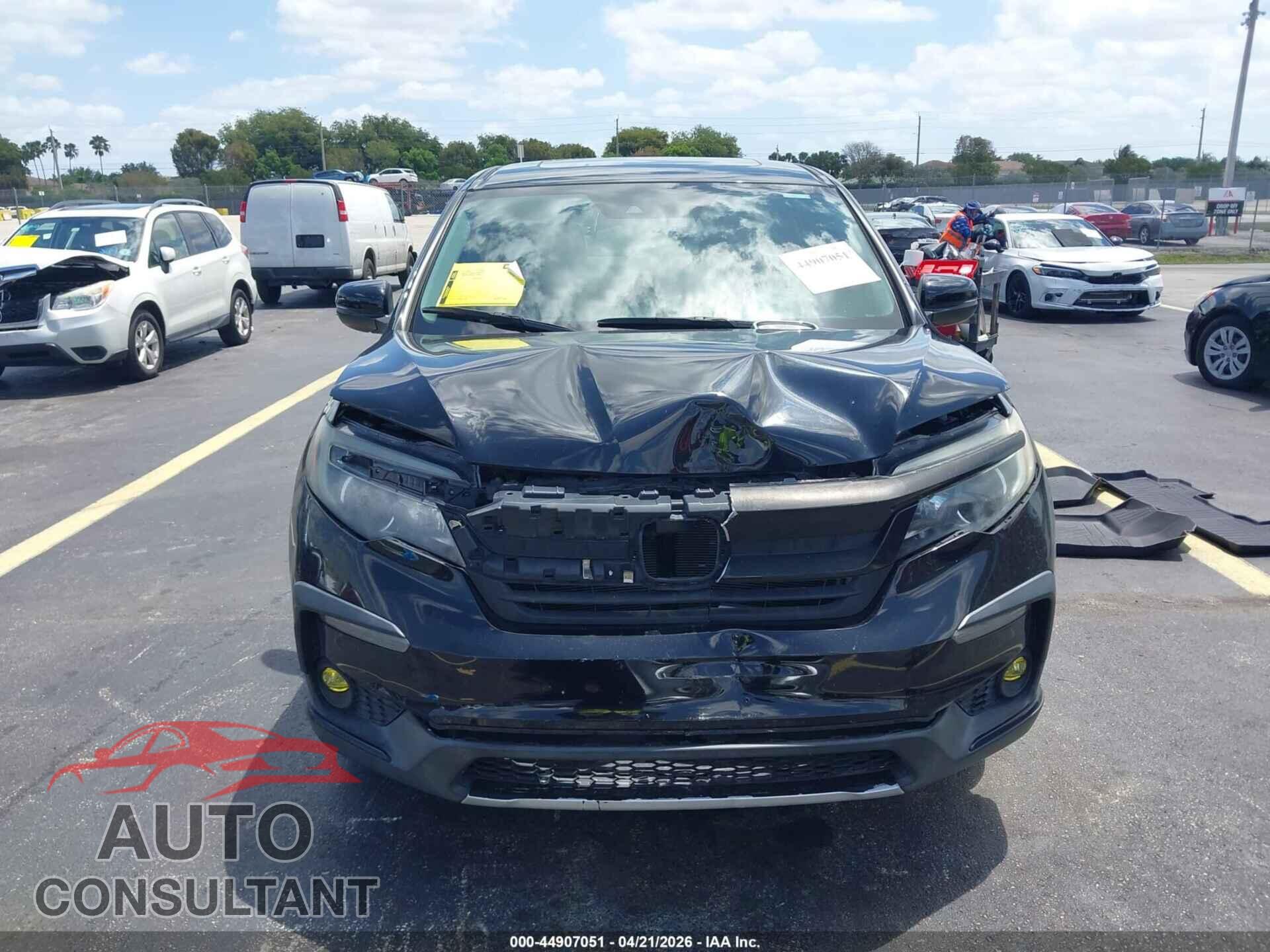 HONDA PILOT 2020 - 5FNYF5H50LB018325