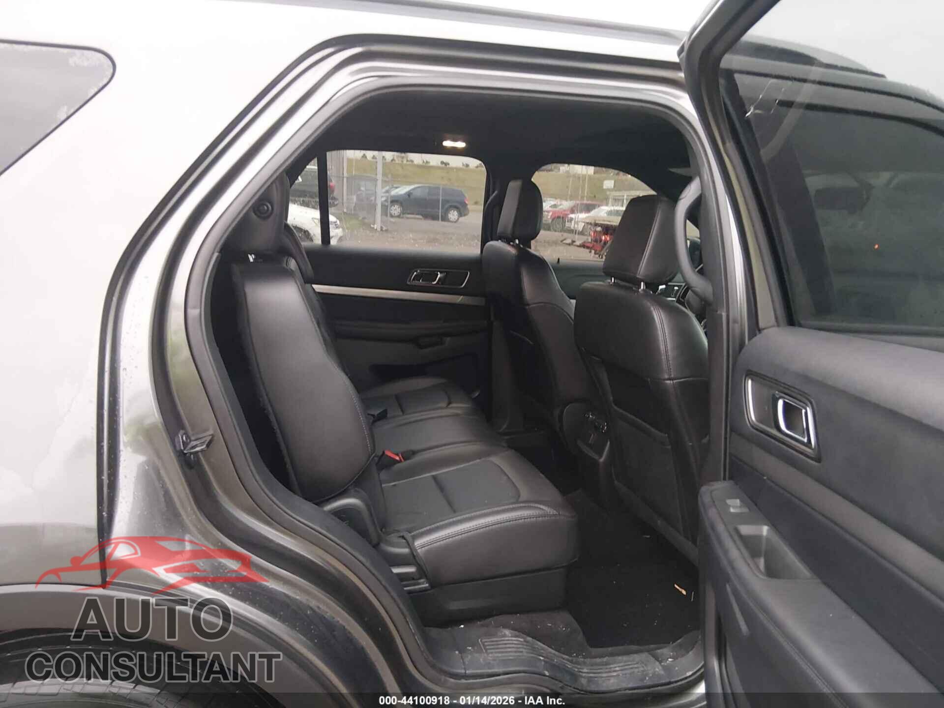 FORD EXPLORER 2018 - 1FM5K8D89JGC52977
