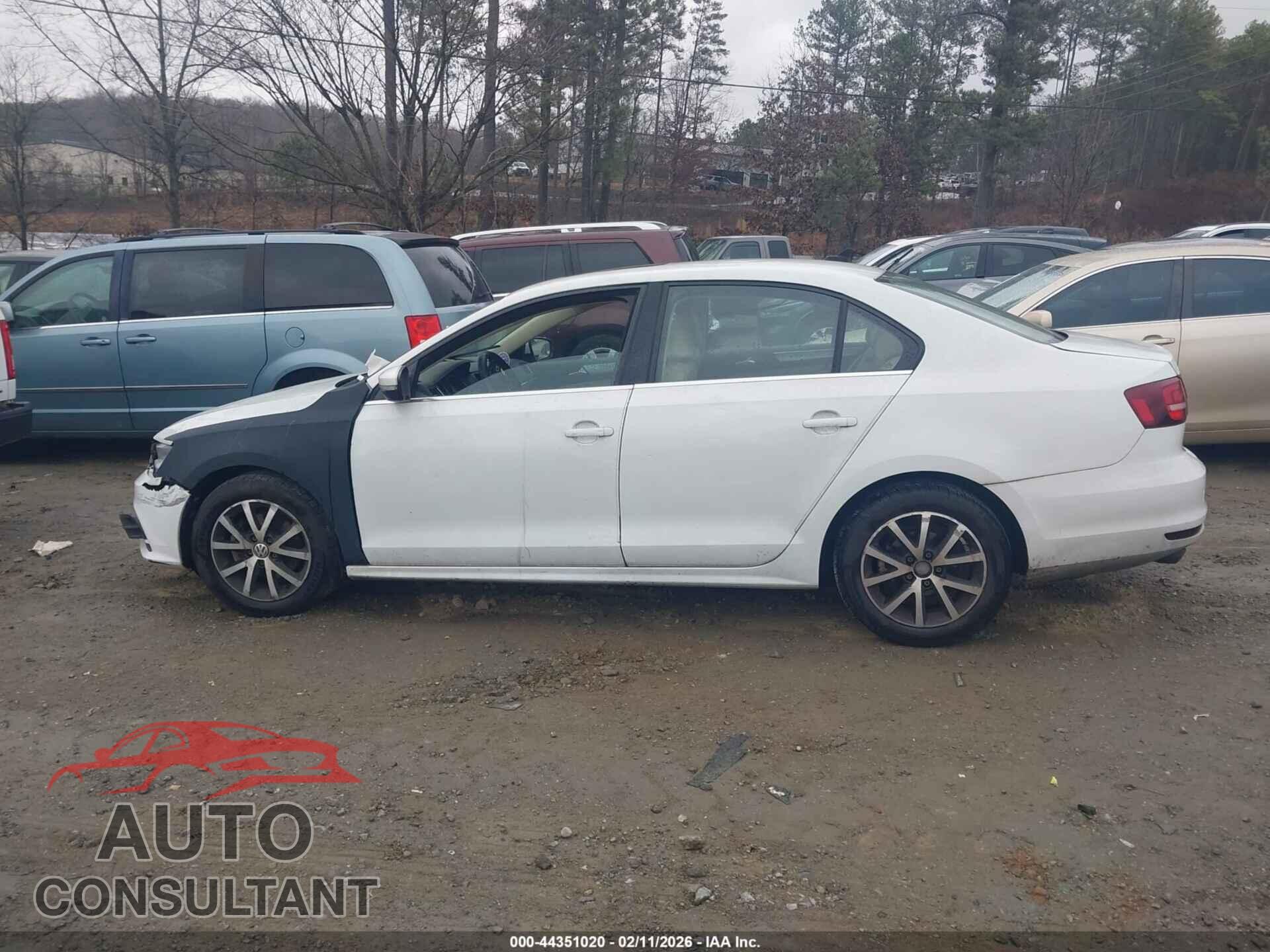 VOLKSWAGEN JETTA 2017 - 3VWDB7AJ5HM270701