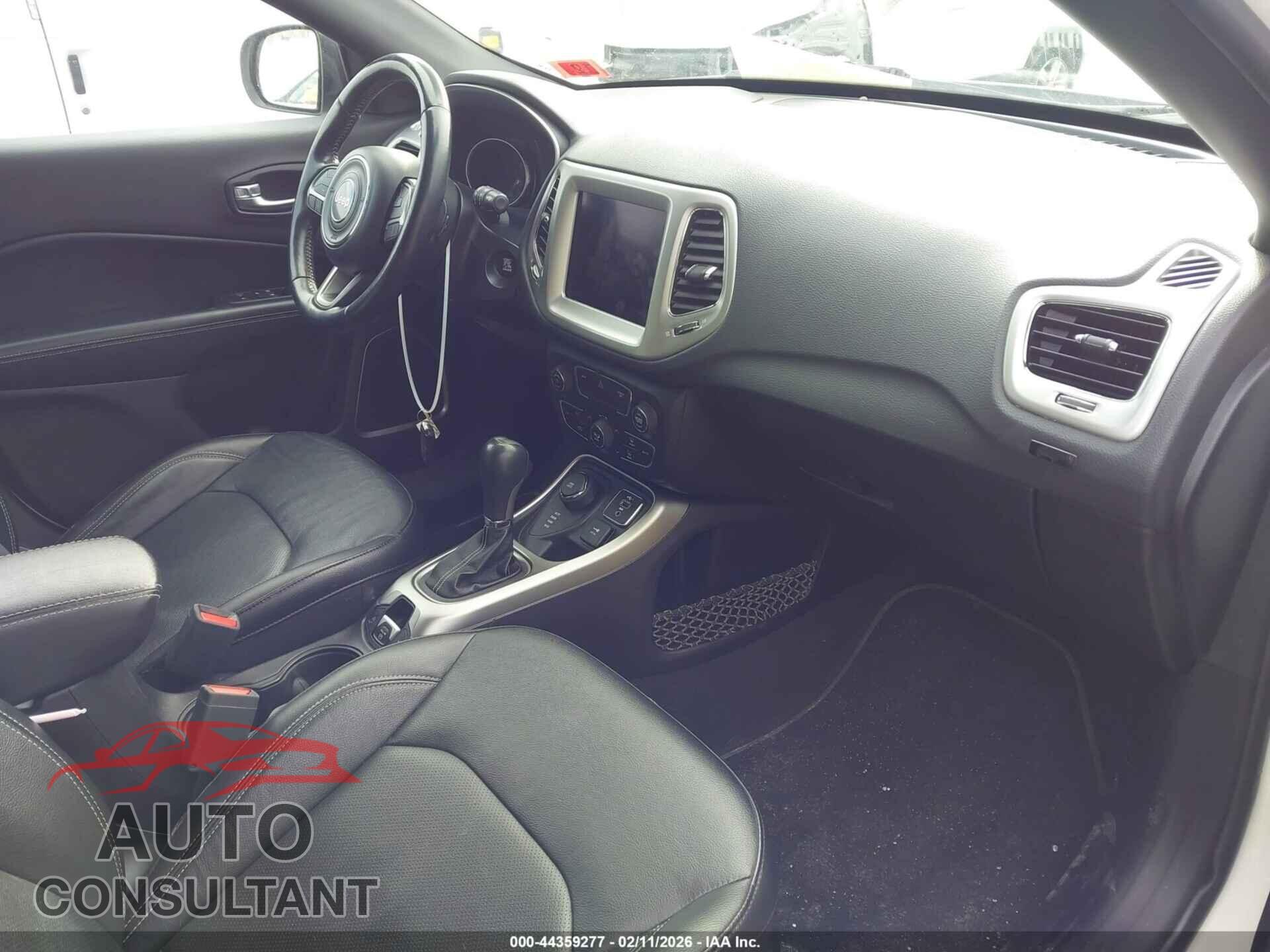 JEEP COMPASS 2021 - 3C4NJDEB4MT592872