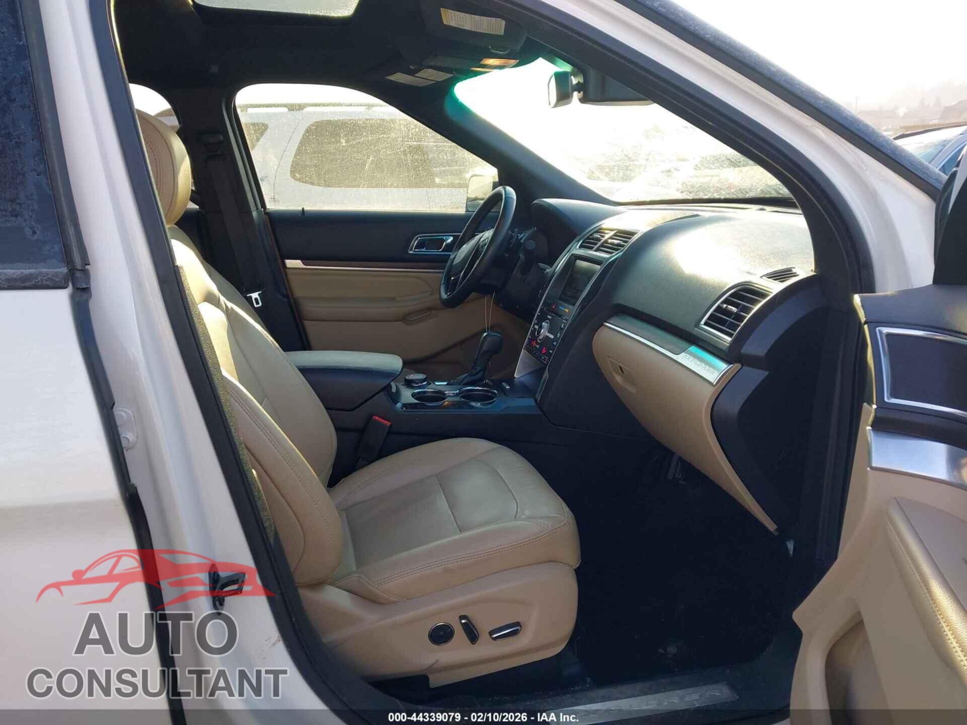 FORD EXPLORER 2016 - 1FM5K8F81GGA02851