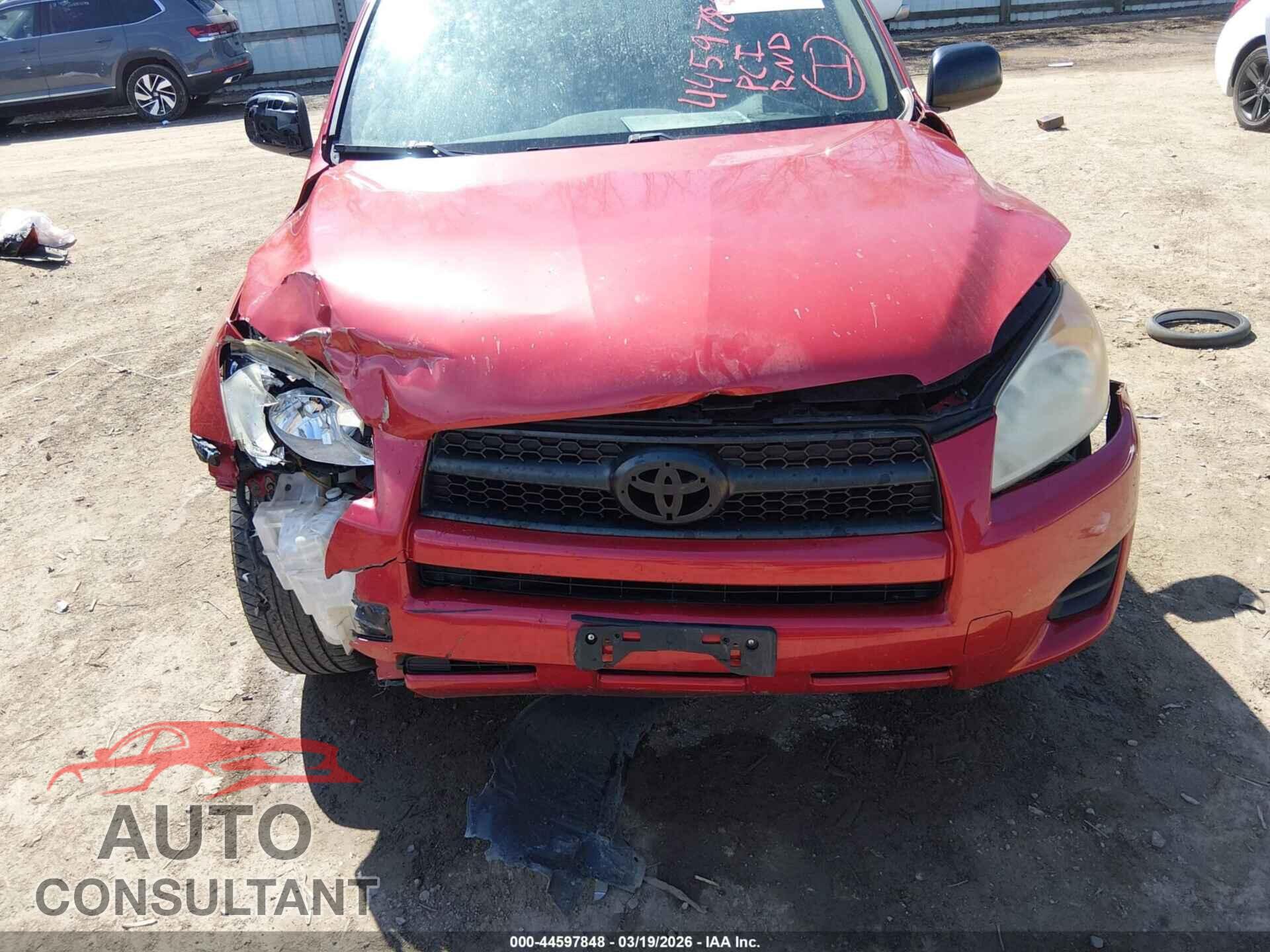 TOYOTA RAV4 2011 - JTMZF4DV7B5037460