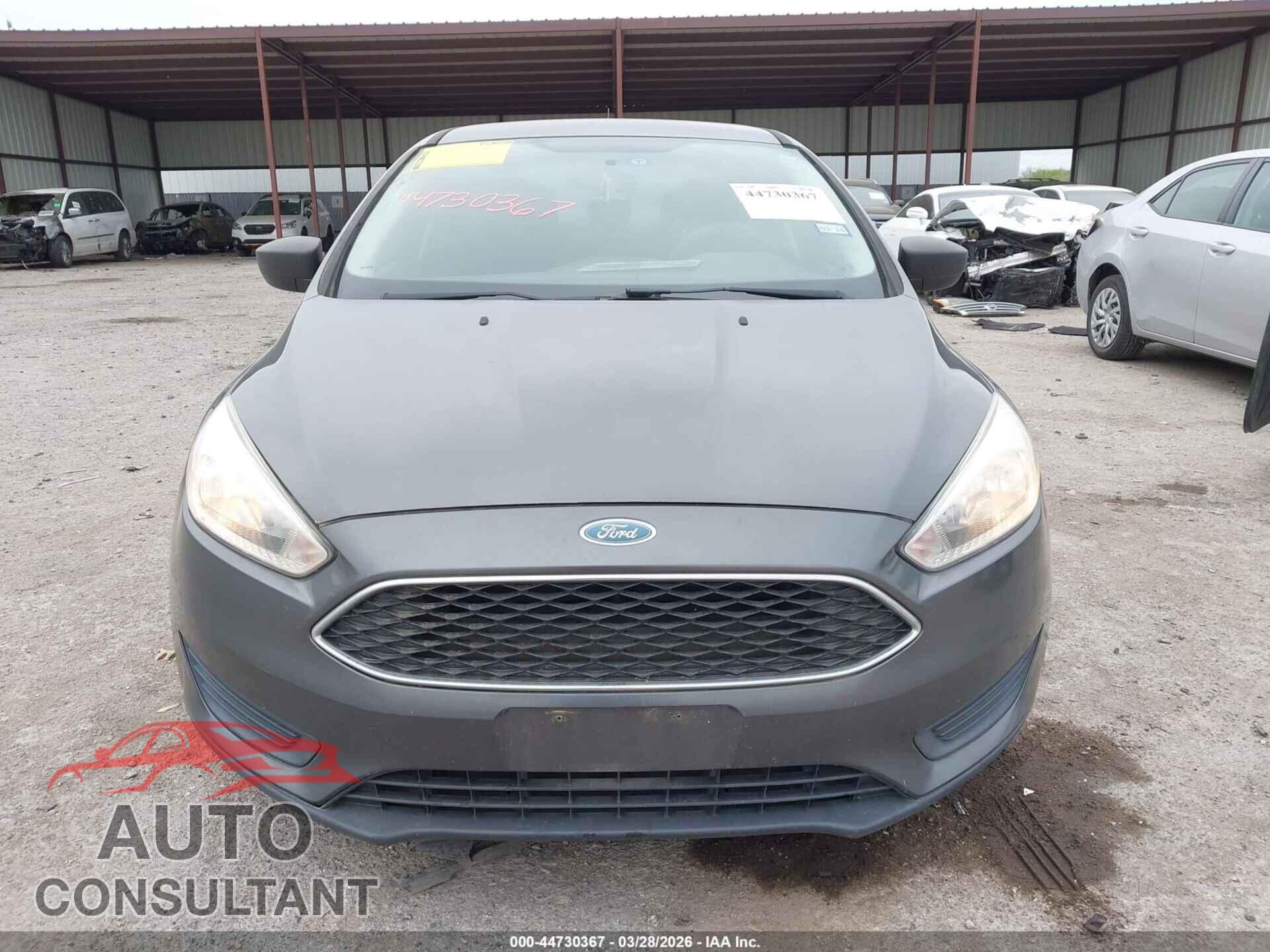 FORD FOCUS 2017 - 1FADP3E23HL347637