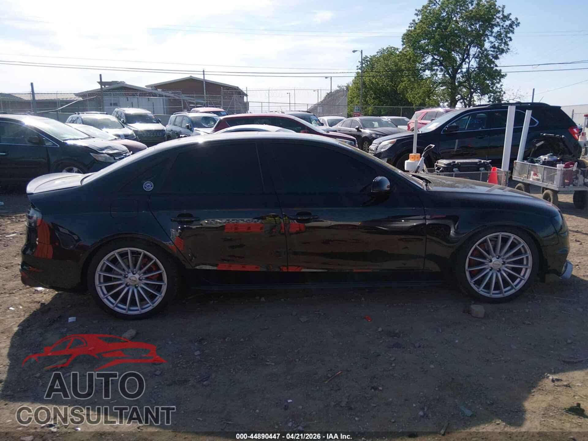 AUDI S4 2014 - WAUKGAFL7EA043941