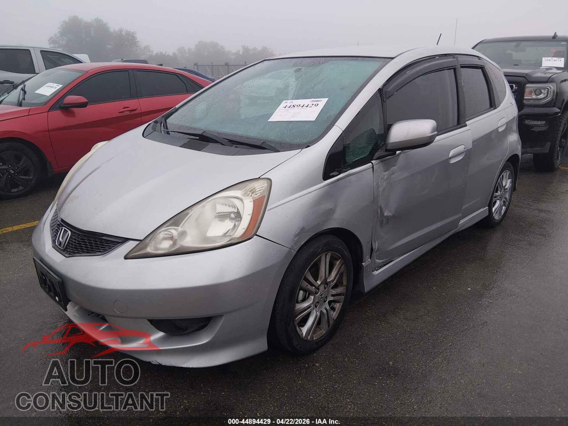 HONDA FIT 2011 - JHMGE8H63BC013168