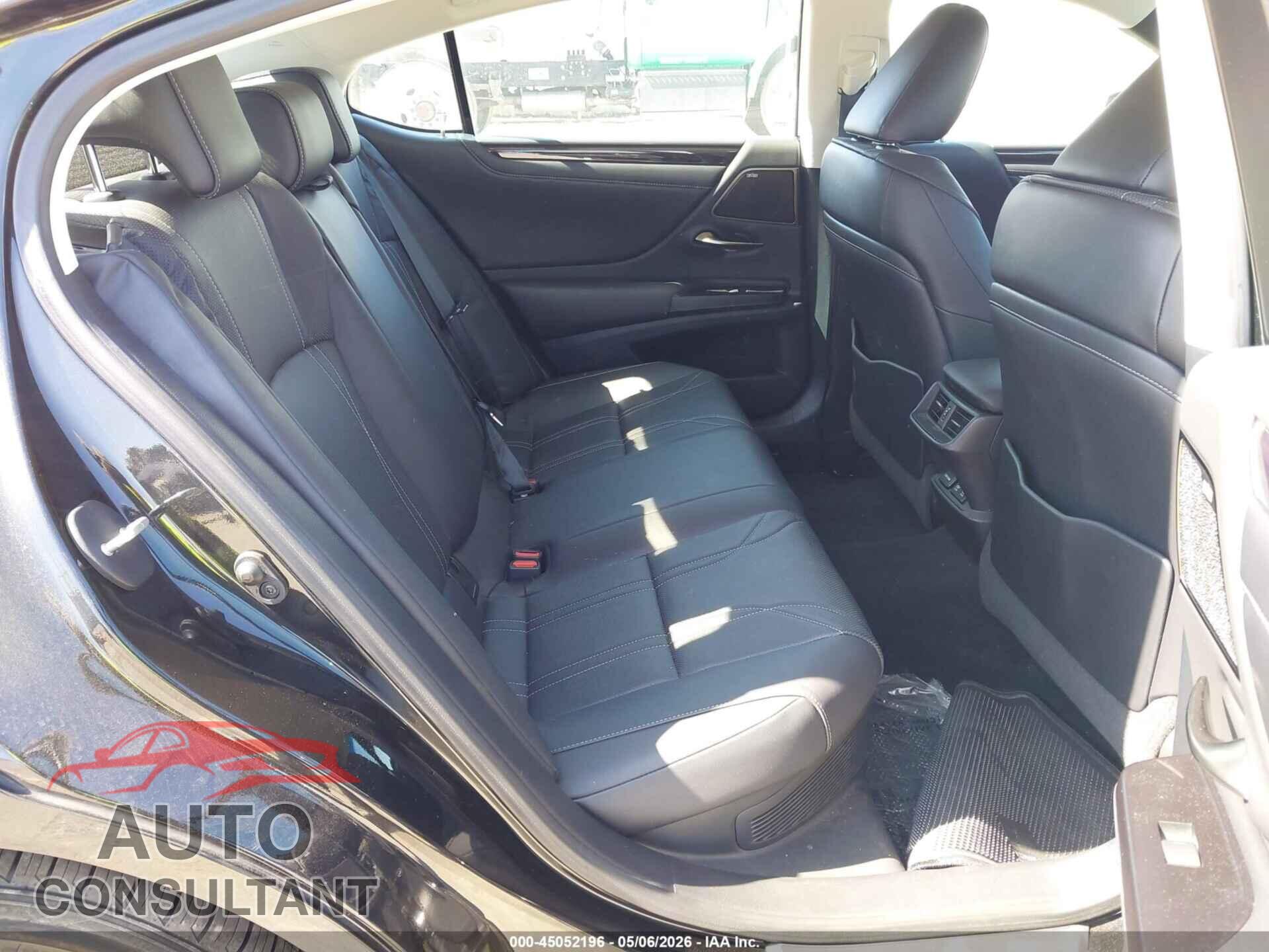 LEXUS ES 300H 2020 - 58AE21B19LU011169