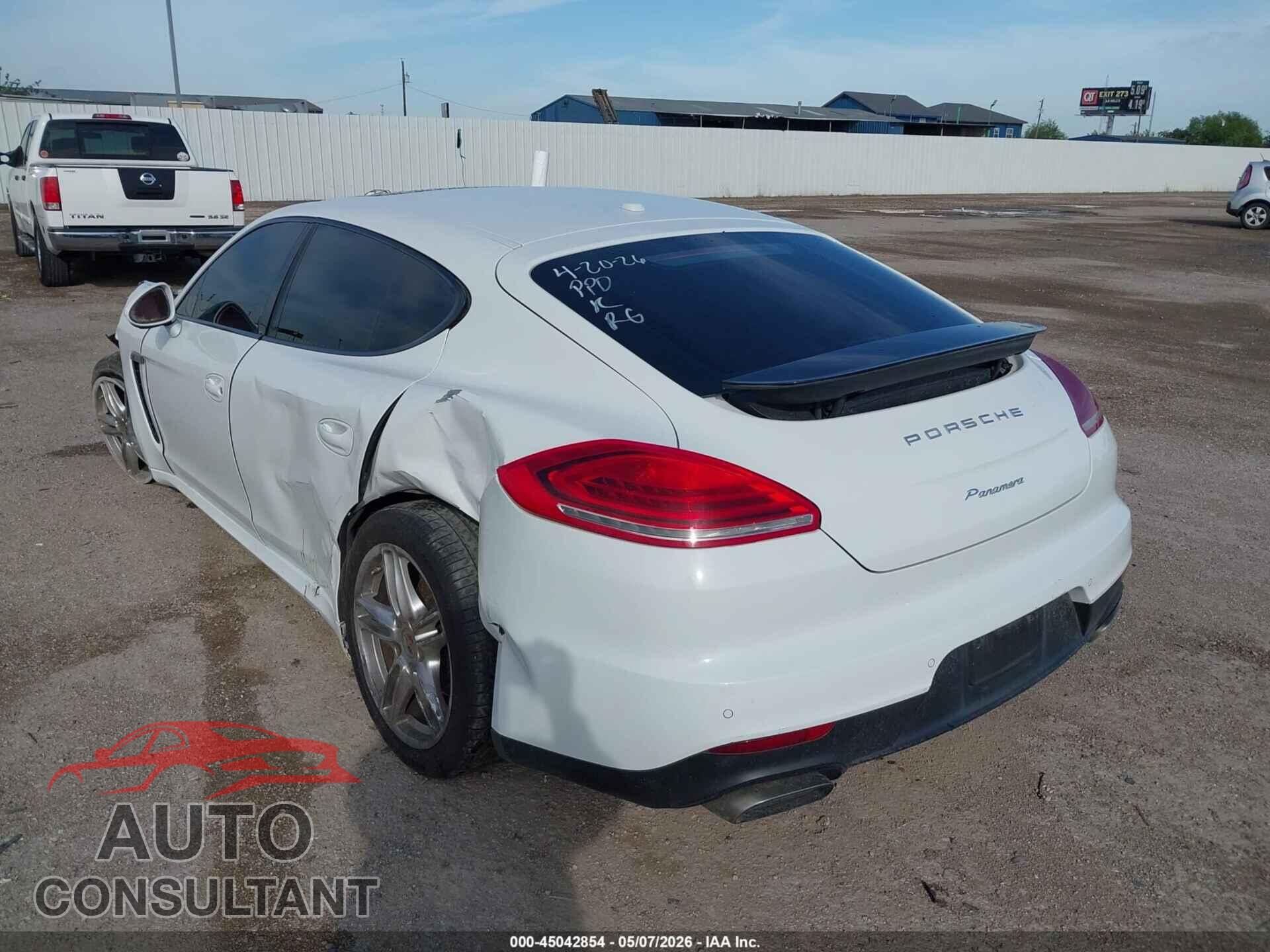 PORSCHE PANAMERA 2014 - WP0AA2A76EL008859