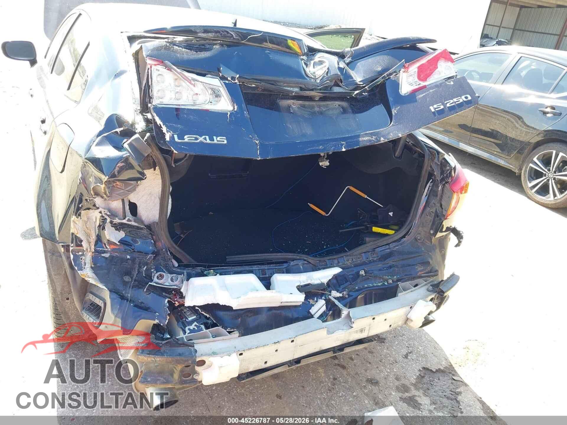 LEXUS IS 250 2009 - JTHBK262595100584