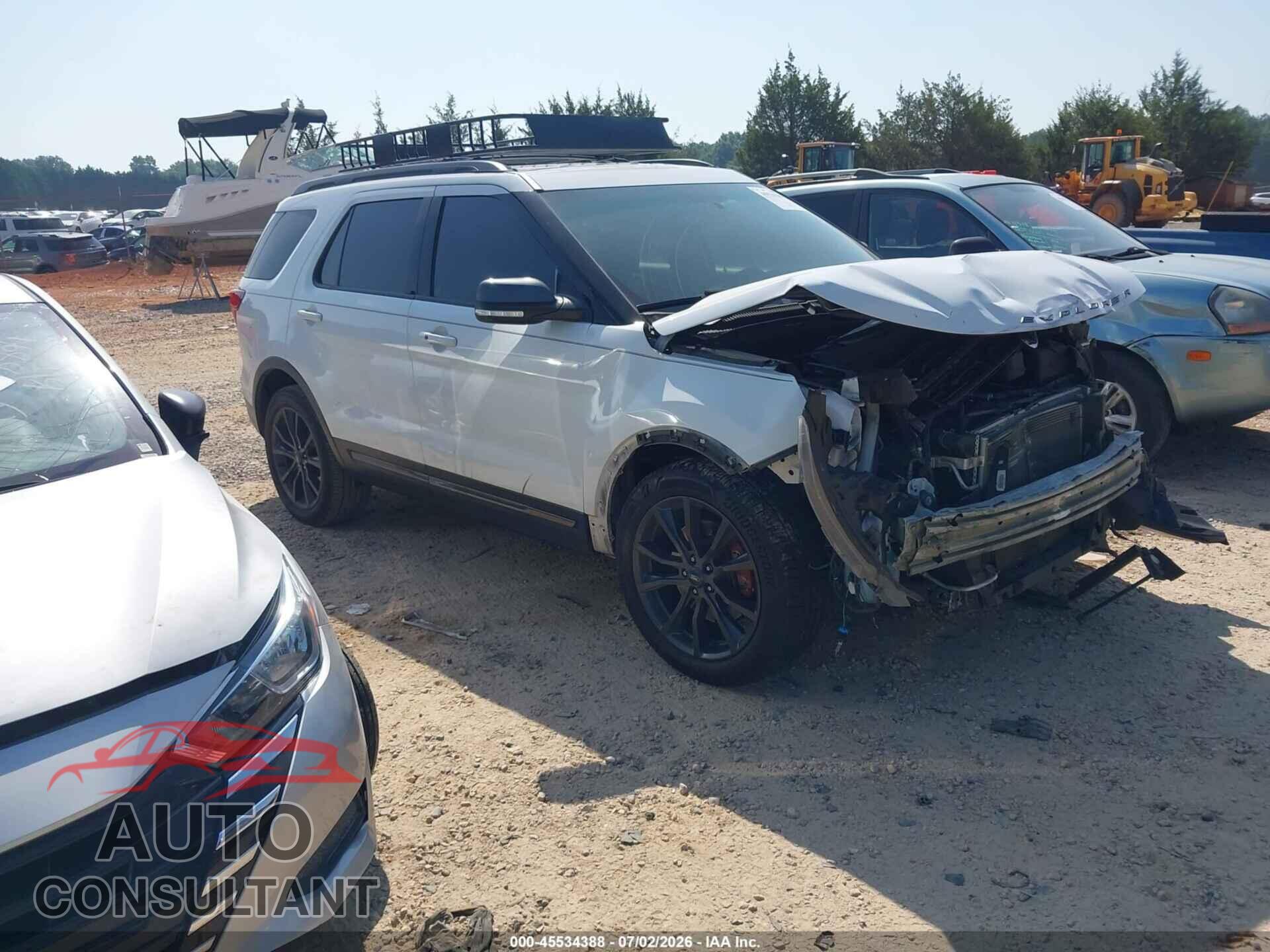 FORD EXPLORER 2018 - 1FM5K7D8XJGB74364