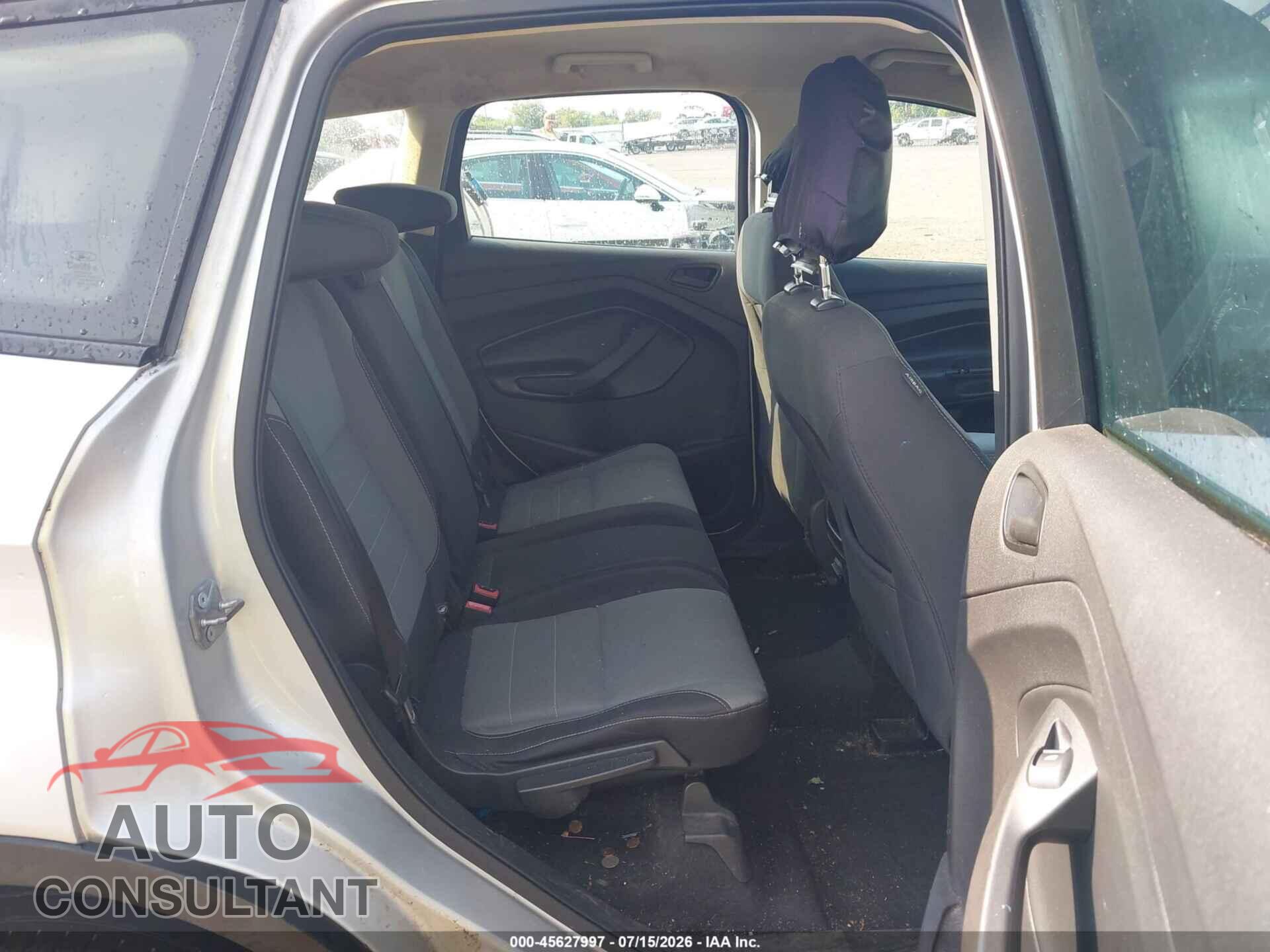 FORD ESCAPE 2018 - 1FMCU0F79JUC77838