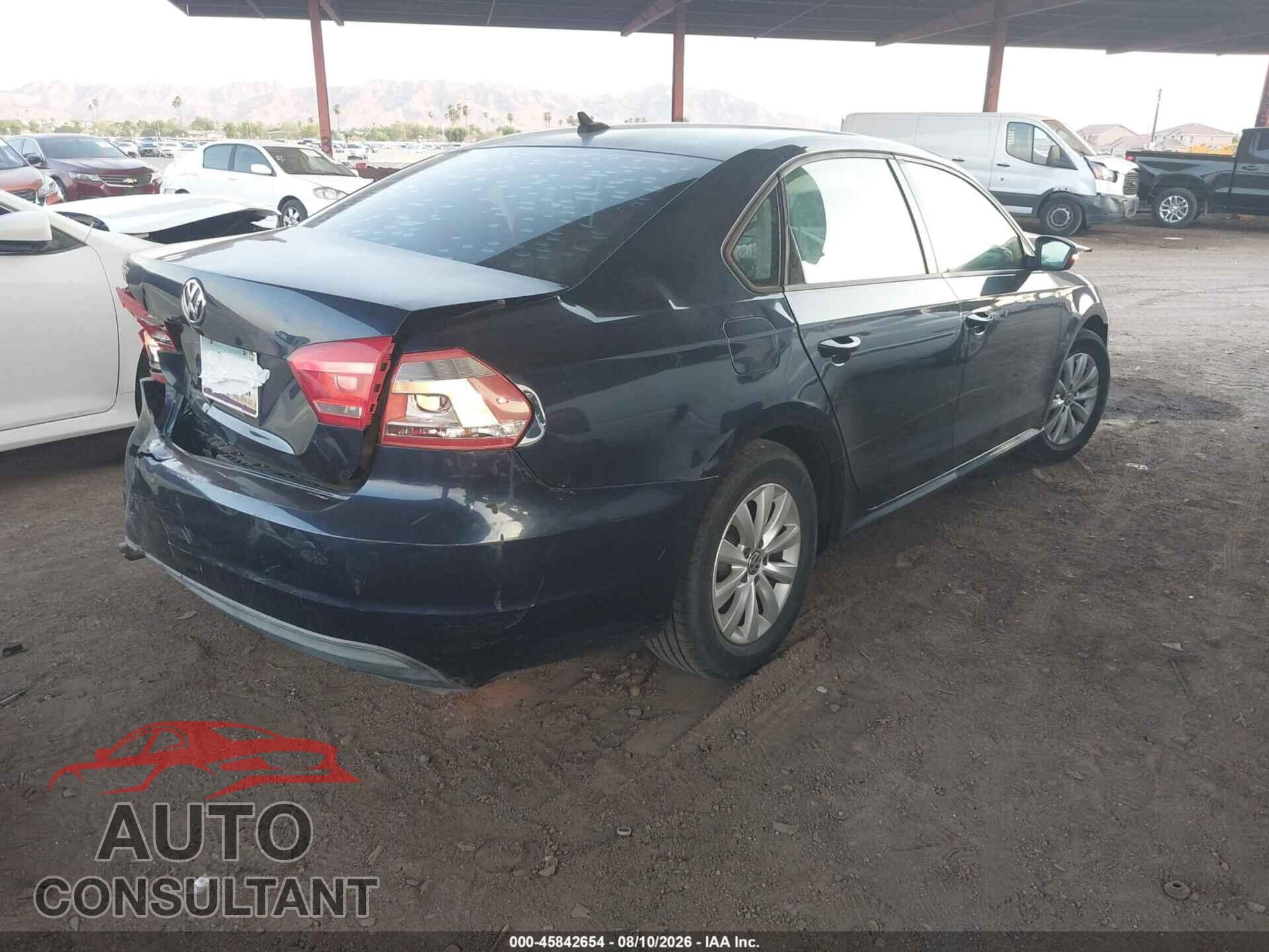 VOLKSWAGEN PASSAT 2014 - 1VWAP7A36EC022122