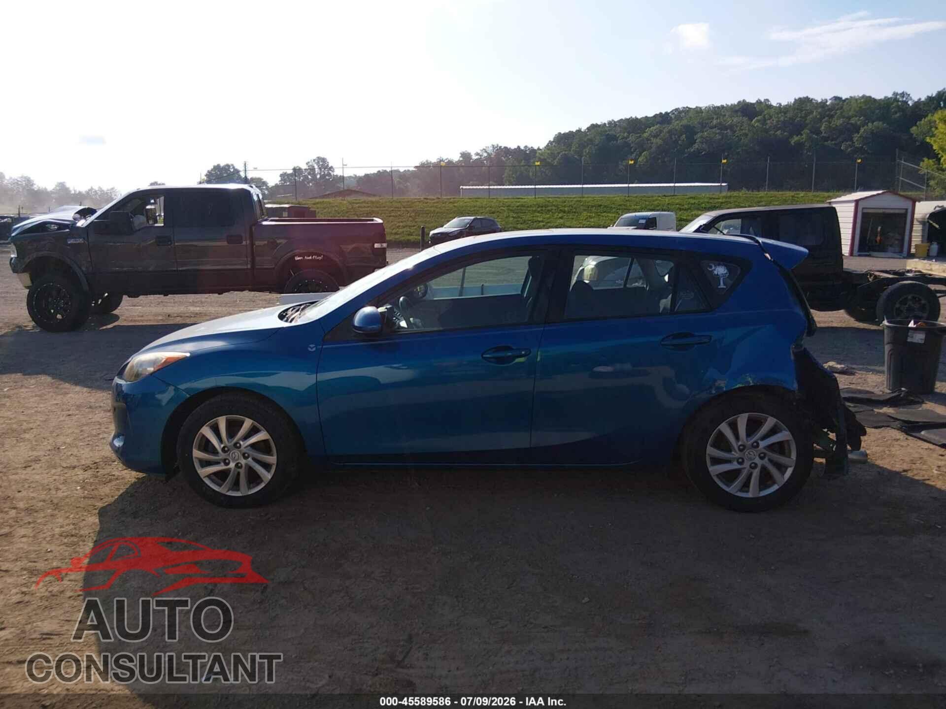 MAZDA MAZDA3 2012 - JM1BL1L77C1653549