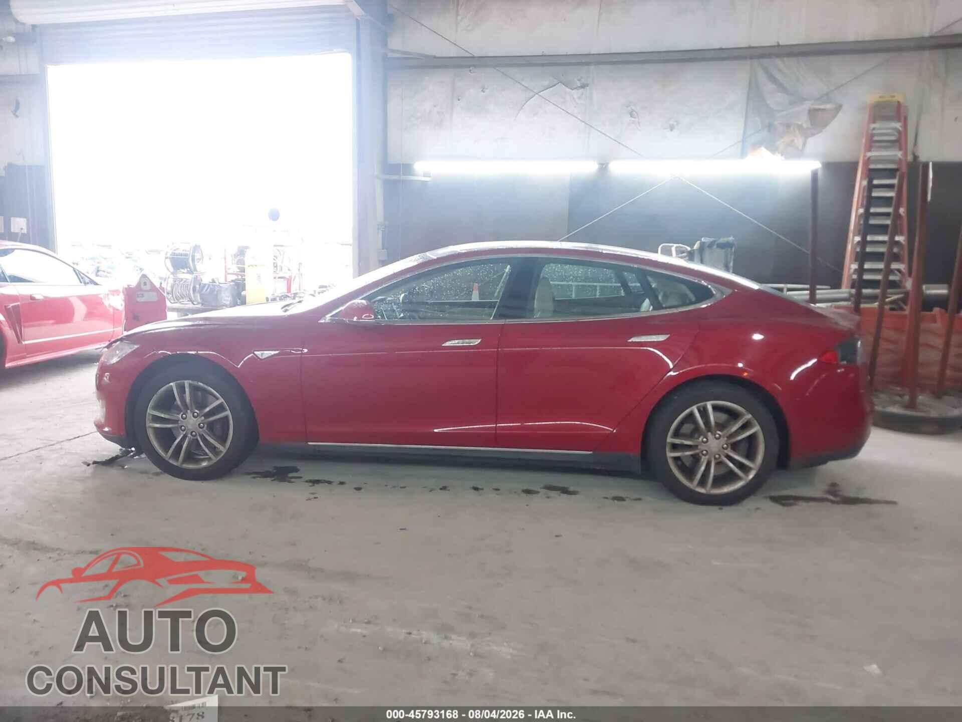 TESLA MODEL S 2013 - 5YJSA1CN2DFP18336