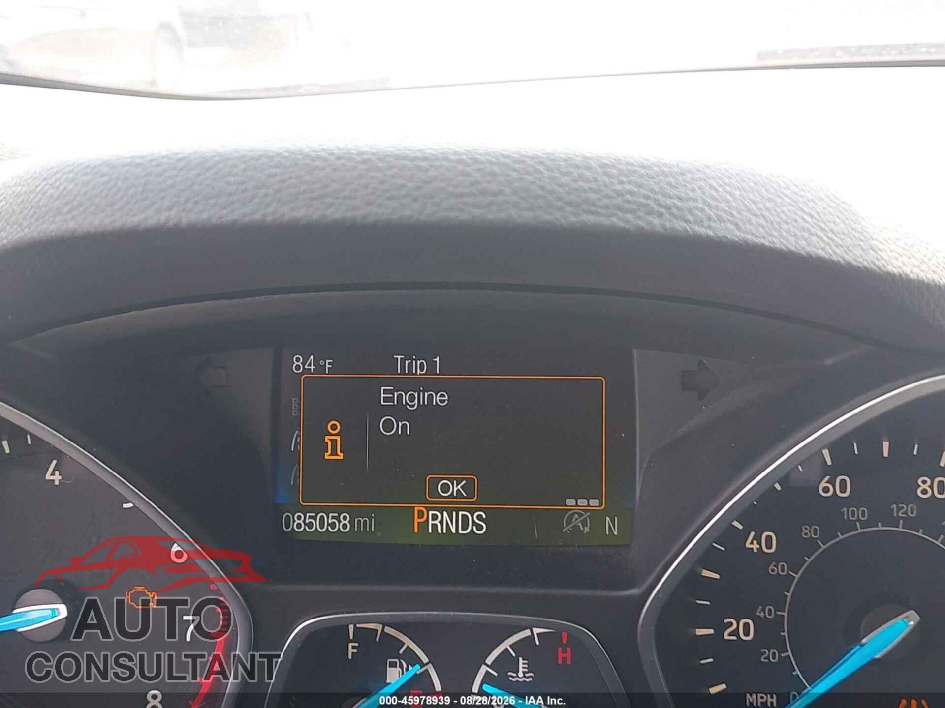 FORD ESCAPE 2017 - 1FMCU0JD2HUF02415