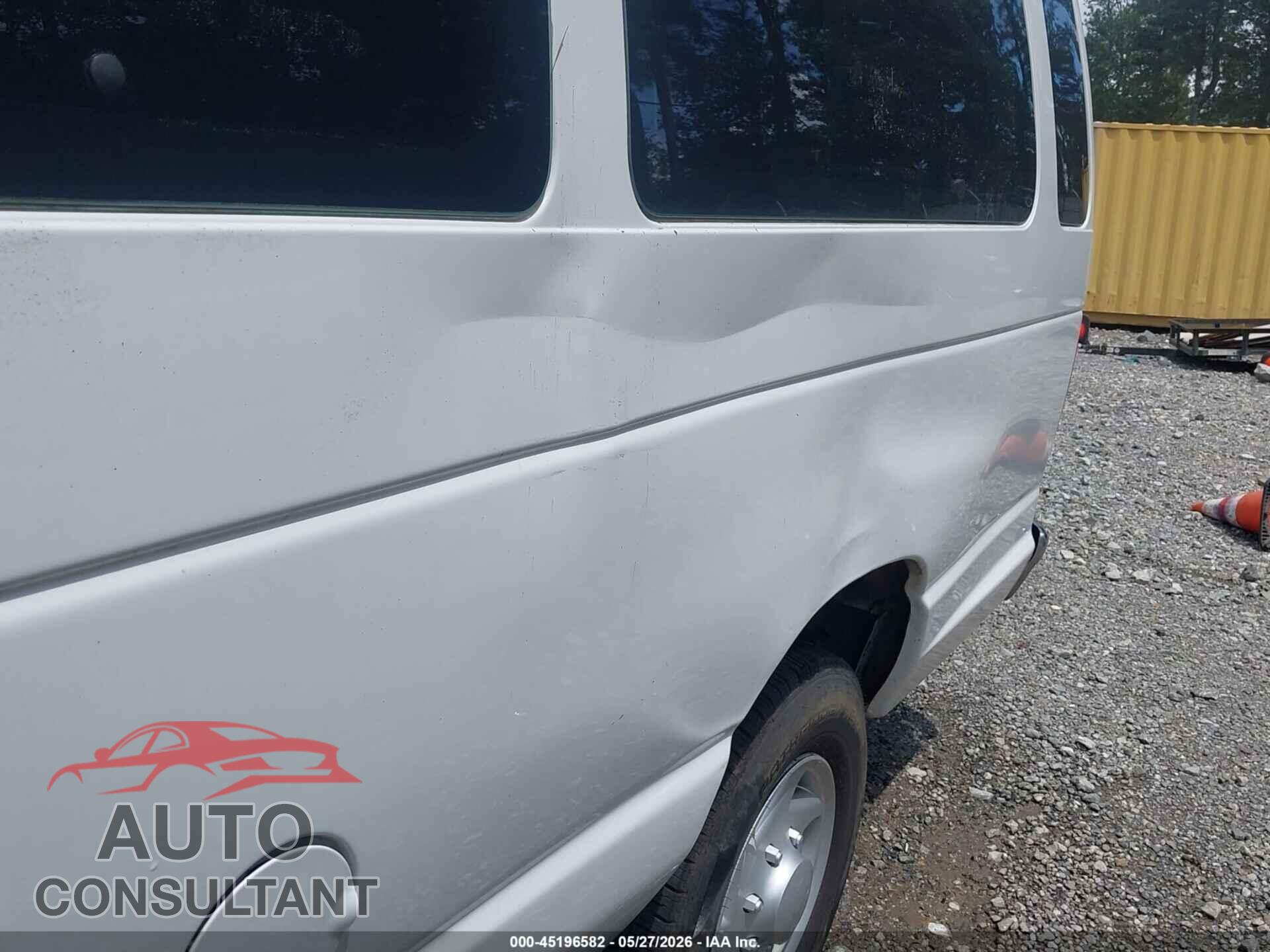 FORD E-350 SUPER DUTY 2012 - 1FBSS3BL1CDA10467