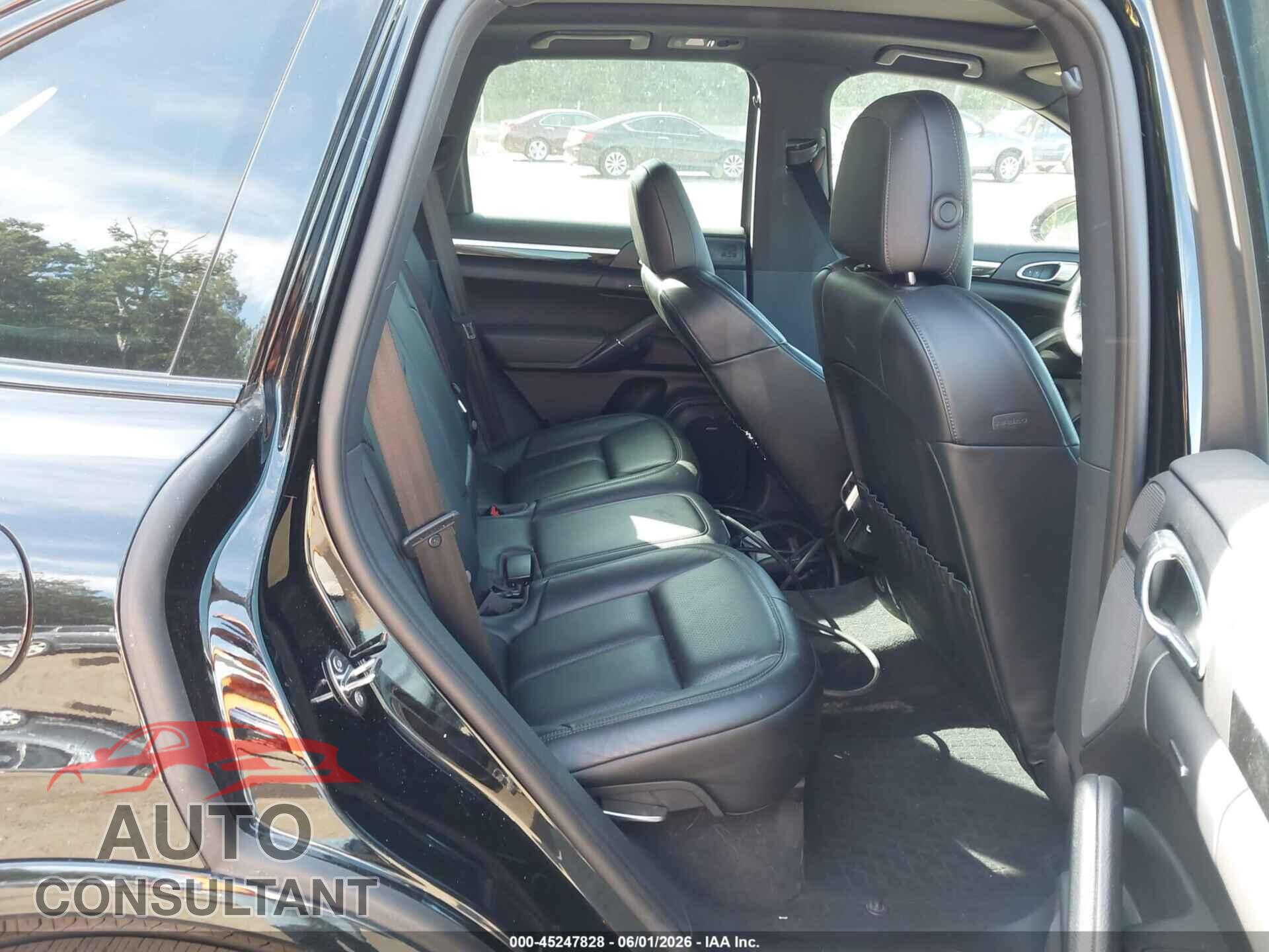 PORSCHE CAYENNE E-HYBRID 2017 - WP1AE2A29HLA68601