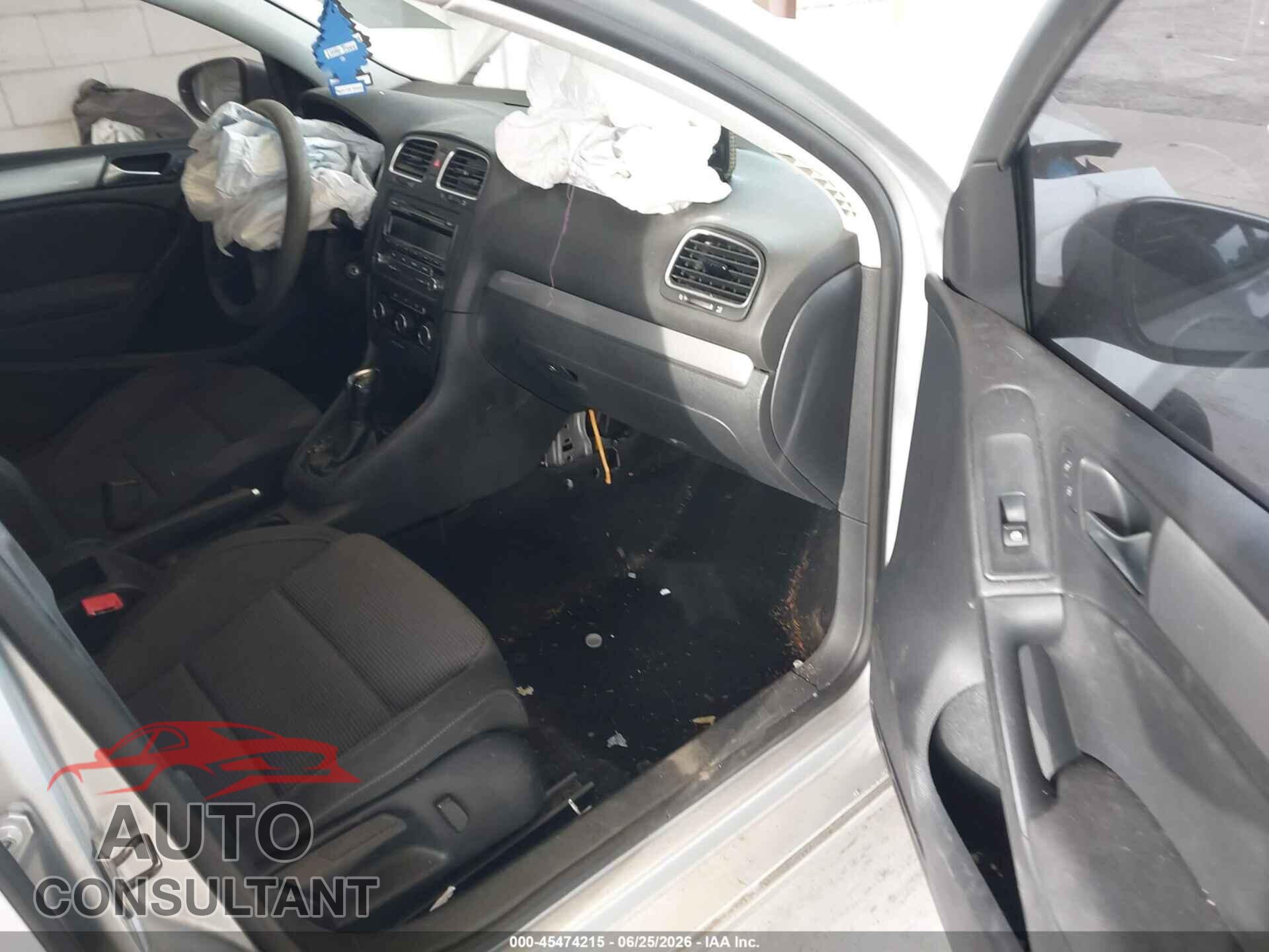 VOLKSWAGEN GOLF 2012 - WVWDB7AJ8CW272924