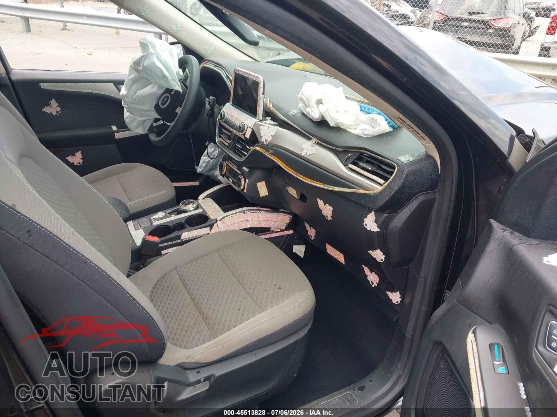 FORD ESCAPE 2020 - 1FMCU0G60LUB92105