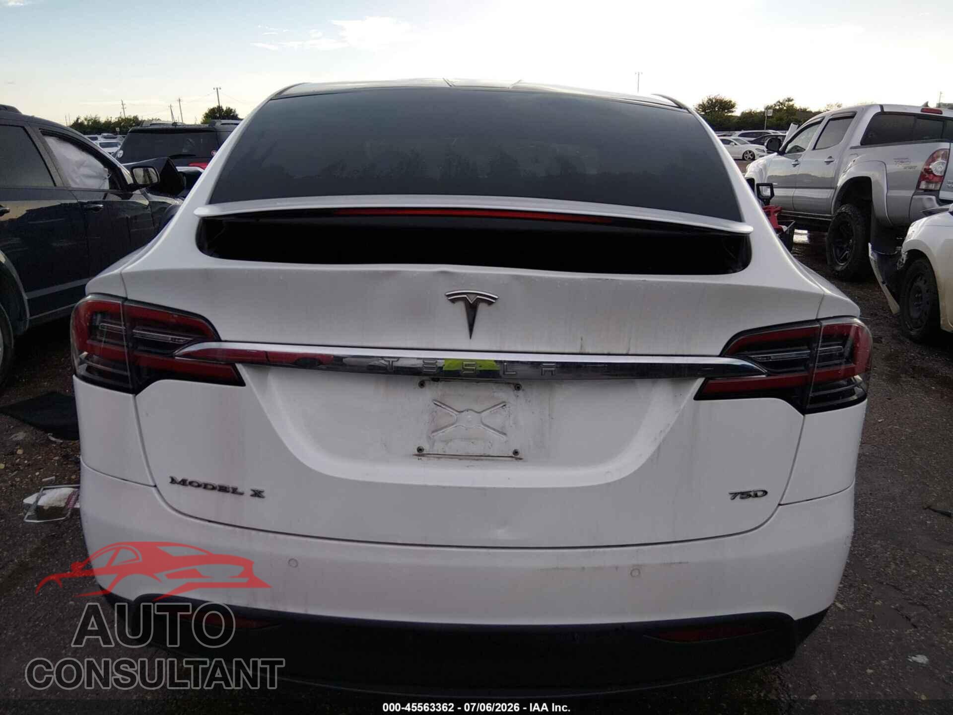 TESLA MODEL X 2018 - 5YJXCDE24JF111726