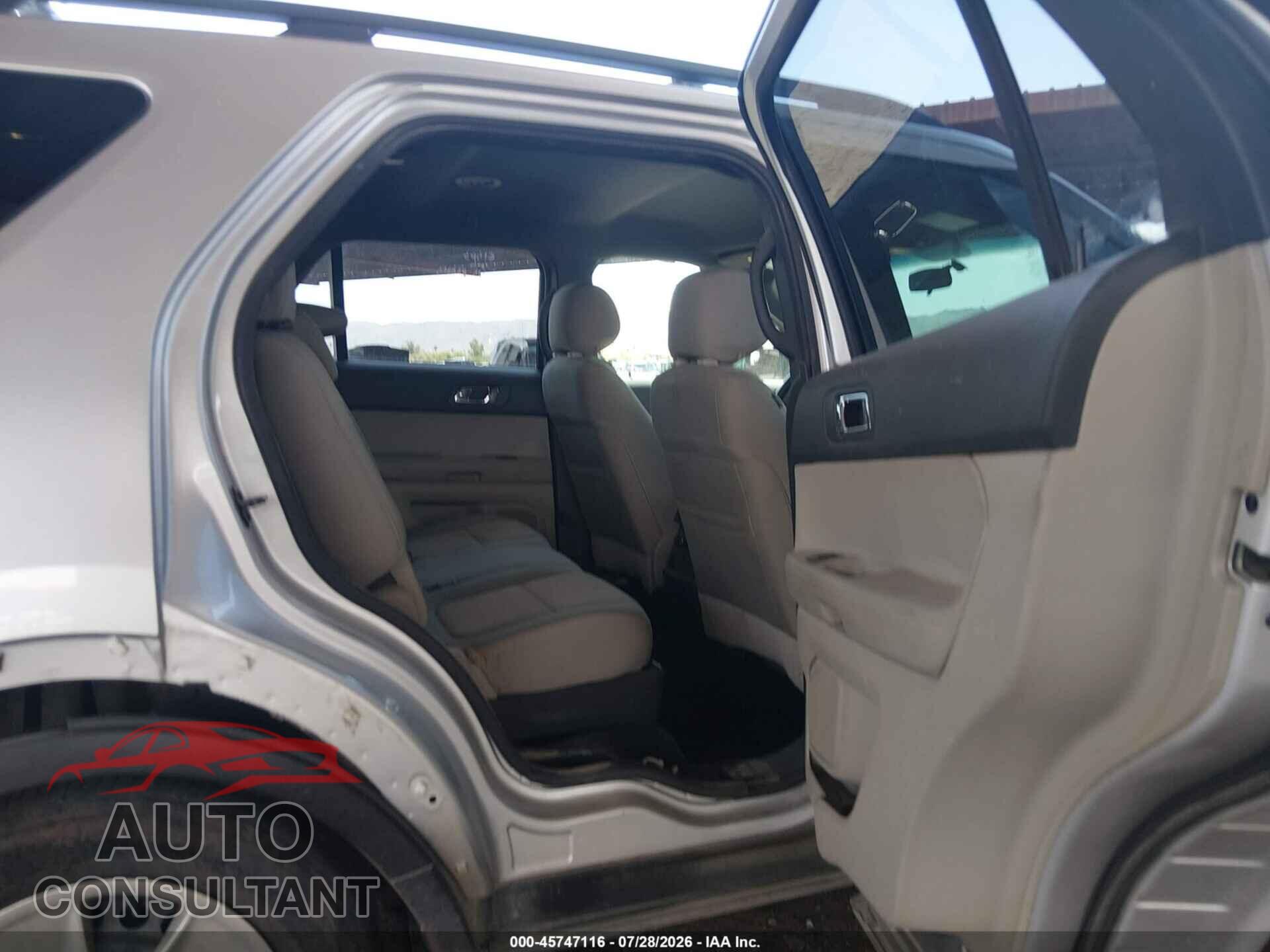 FORD EXPLORER 2013 - 1FM5K8B86DGB40130