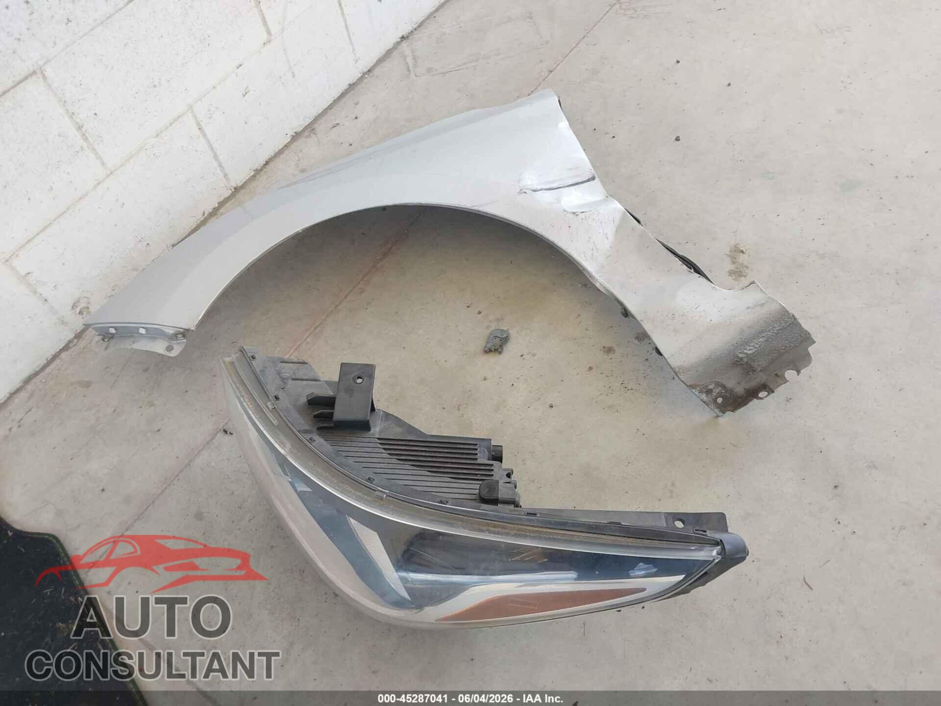 HYUNDAI ACCENT 2019 - 3KPC24A30KE044131