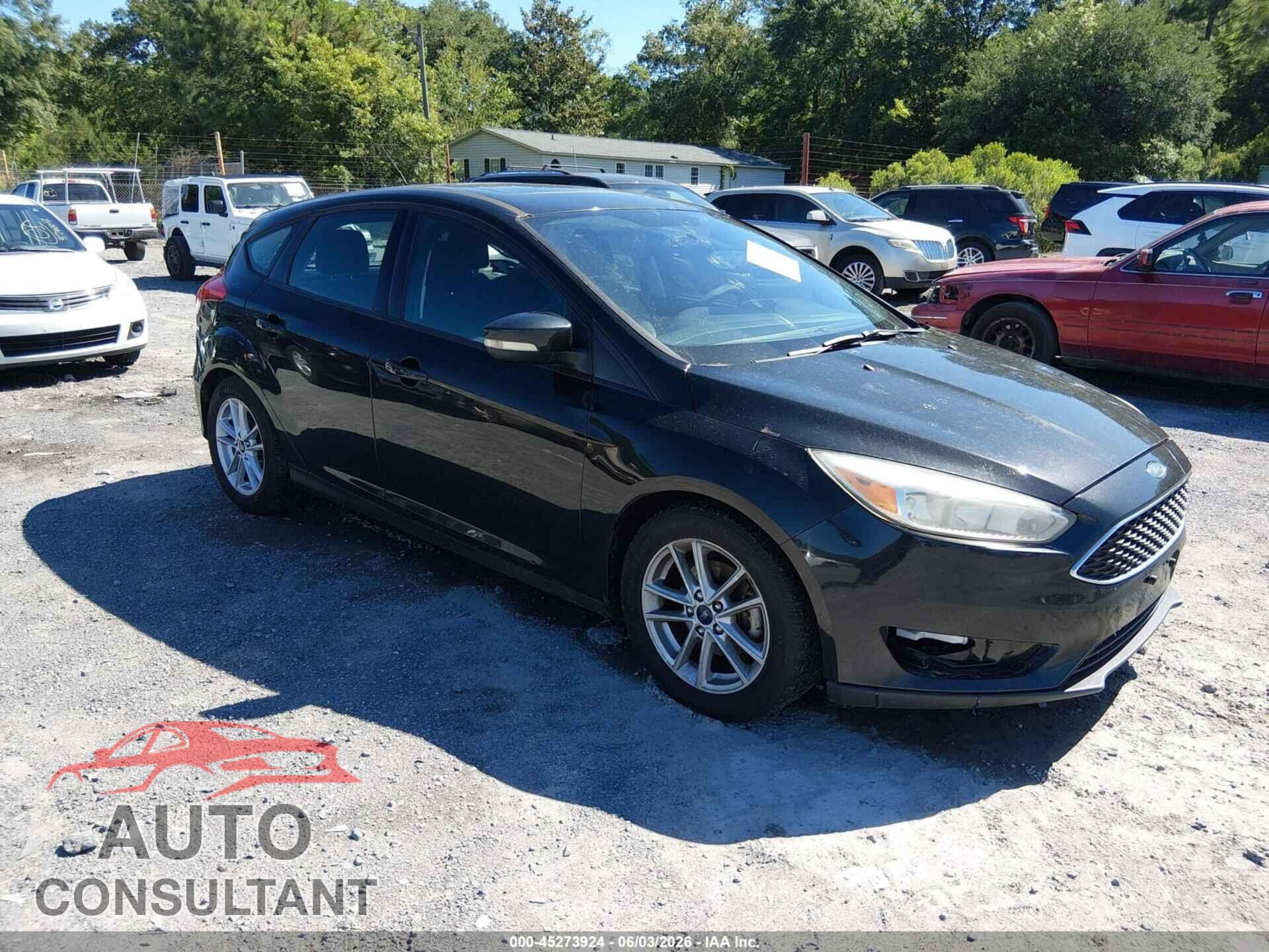 FORD FOCUS 2015 - 1FADP3K27FL317252