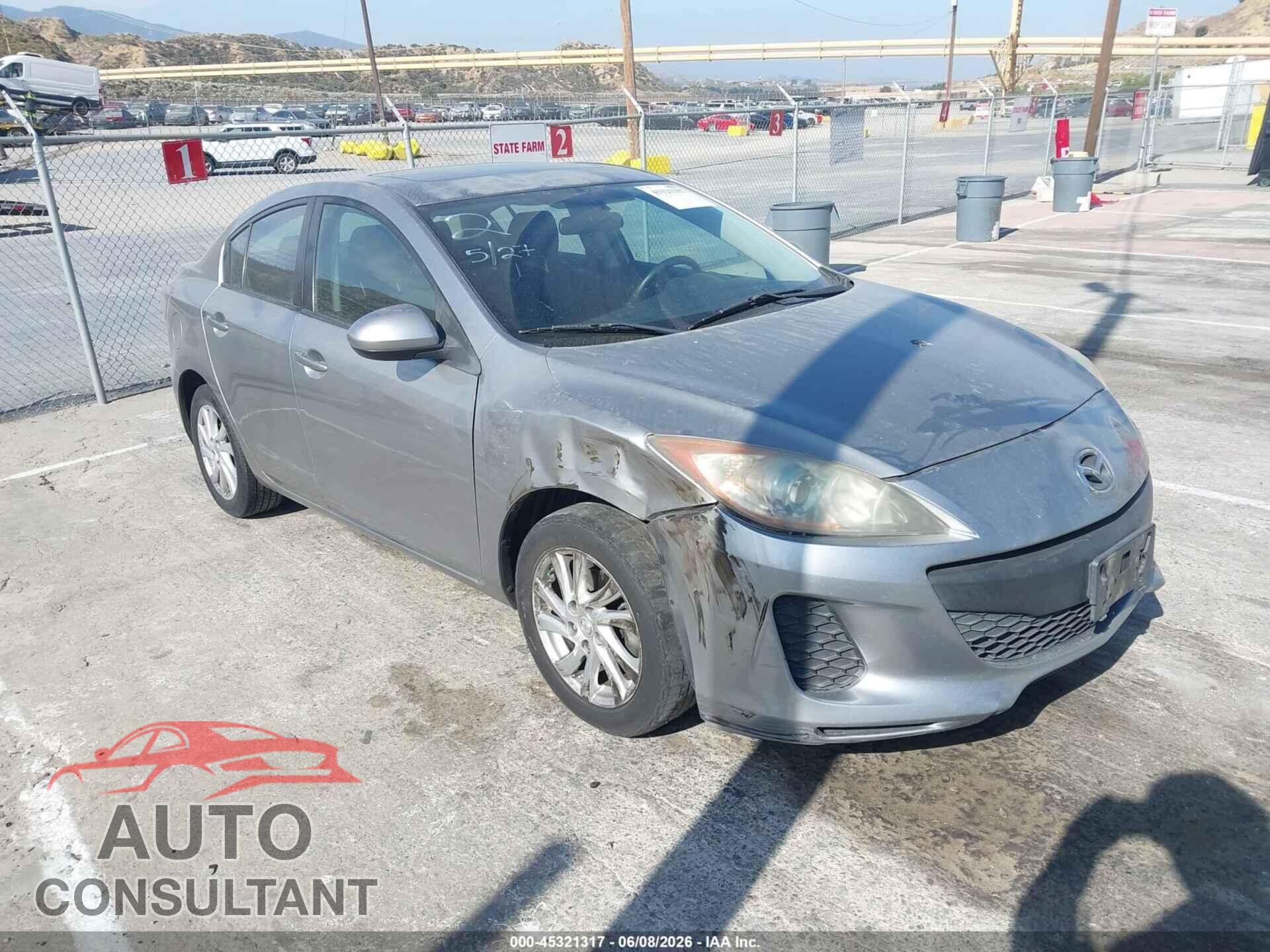 MAZDA MAZDA3 2012 - JM1BL1V8XC1601063
