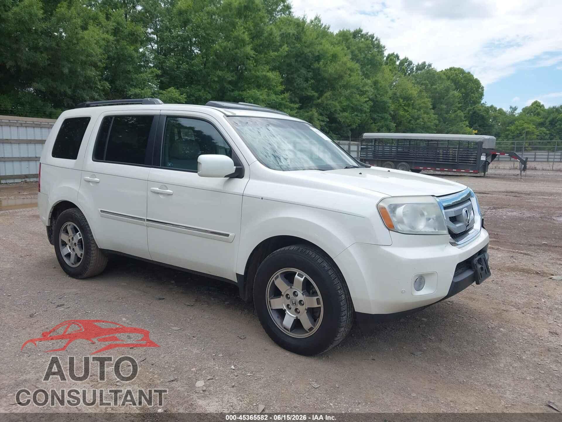 HONDA PILOT 2011 - 5FNYF3H99BB050857