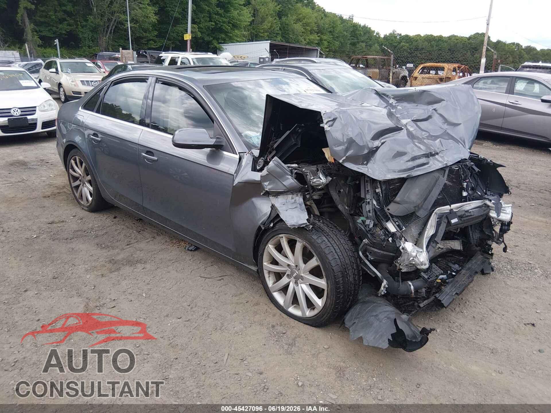AUDI A4 2013 - WAUFFAFL6DN022283