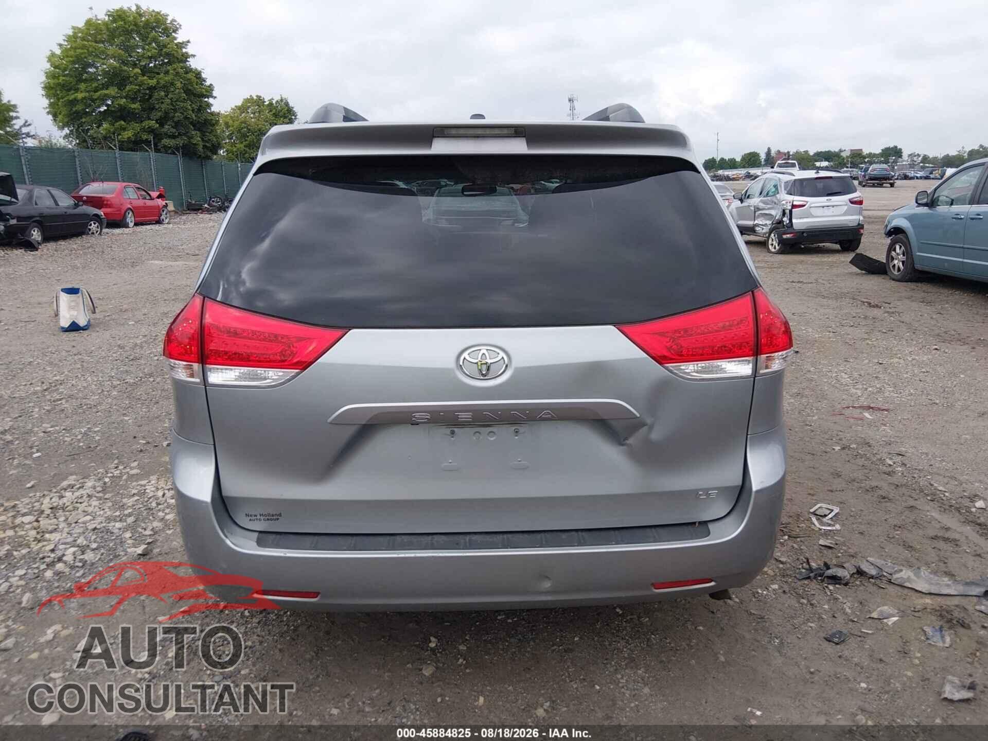 TOYOTA SIENNA 2011 - 5TDKK3DC4BS066723