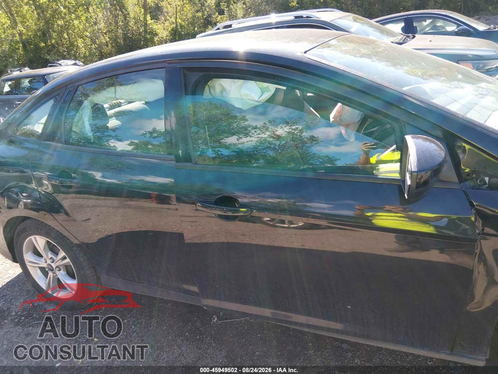 FORD FOCUS 2014 - 1FADP3F21EL361045
