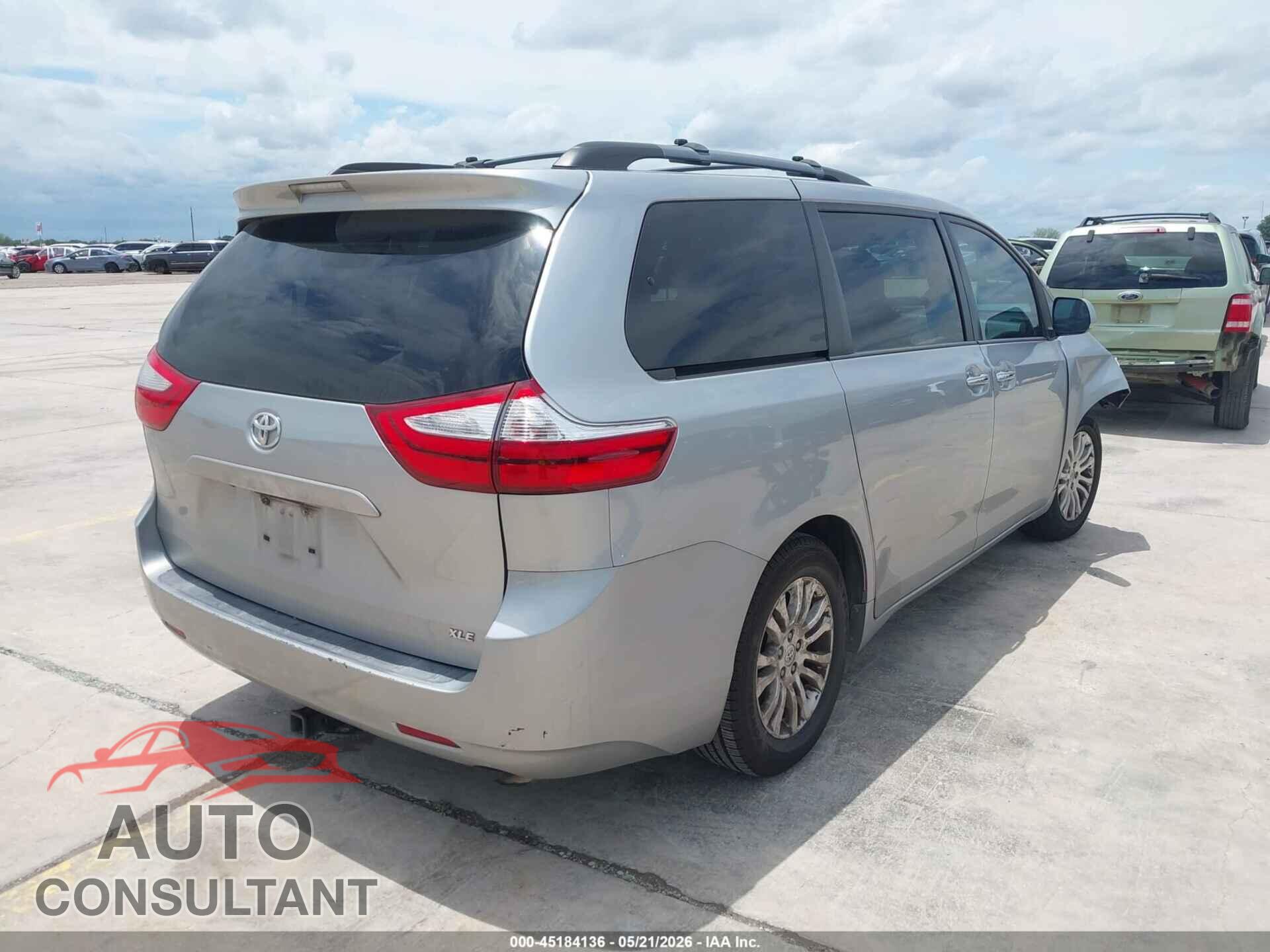 TOYOTA SIENNA 2015 - 5TDYK3DC5FS573002