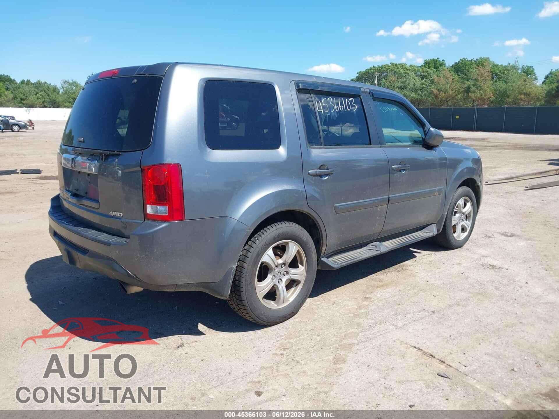 HONDA PILOT 2013 - 5FNYF4H41DB034651