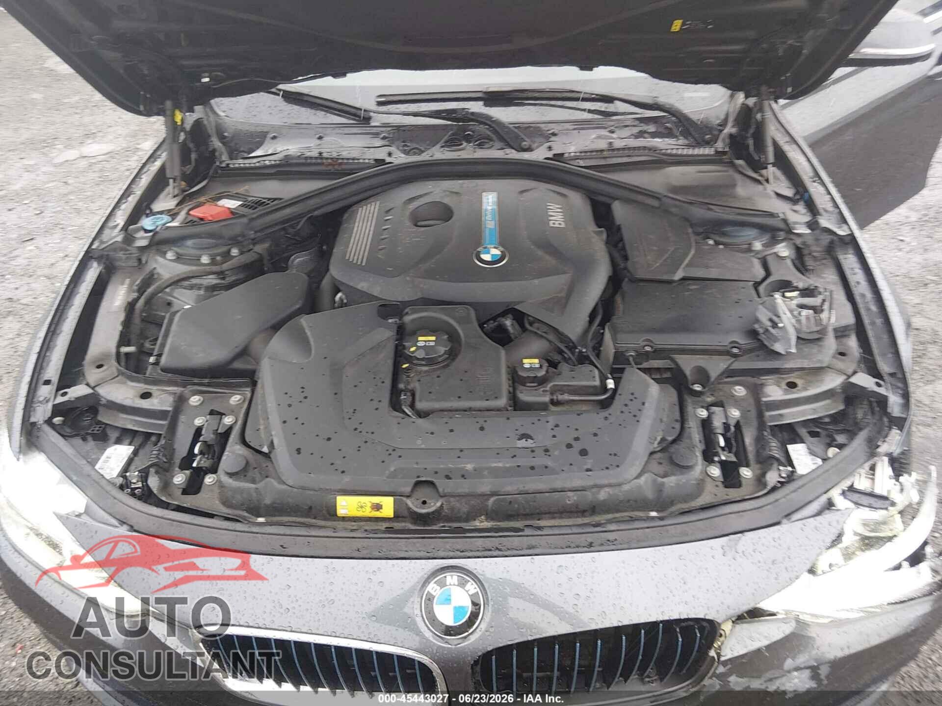 BMW 330E 2017 - WBA8E1C36HA159348