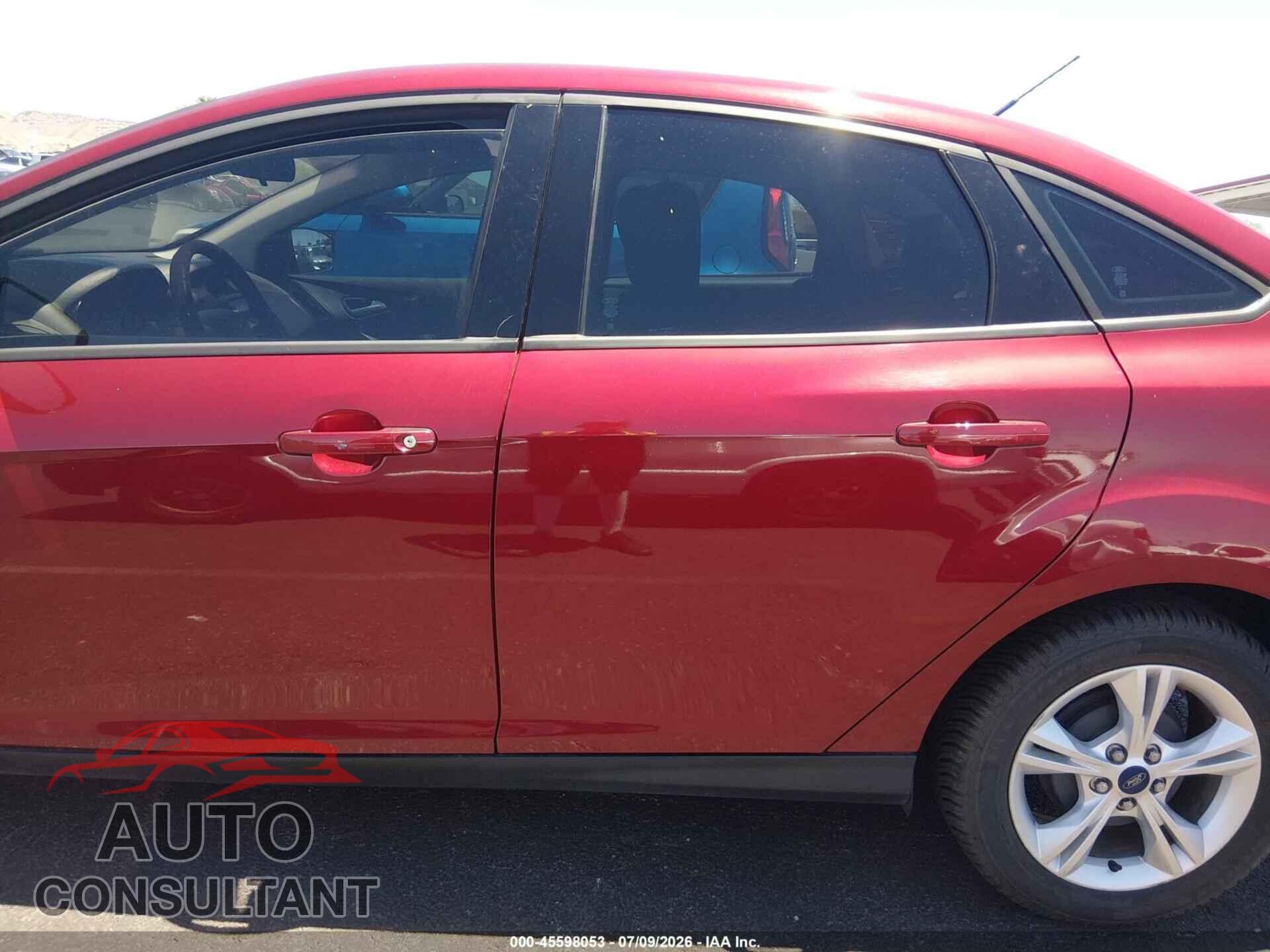 FORD FOCUS 2013 - 1FADP3F25DL318648